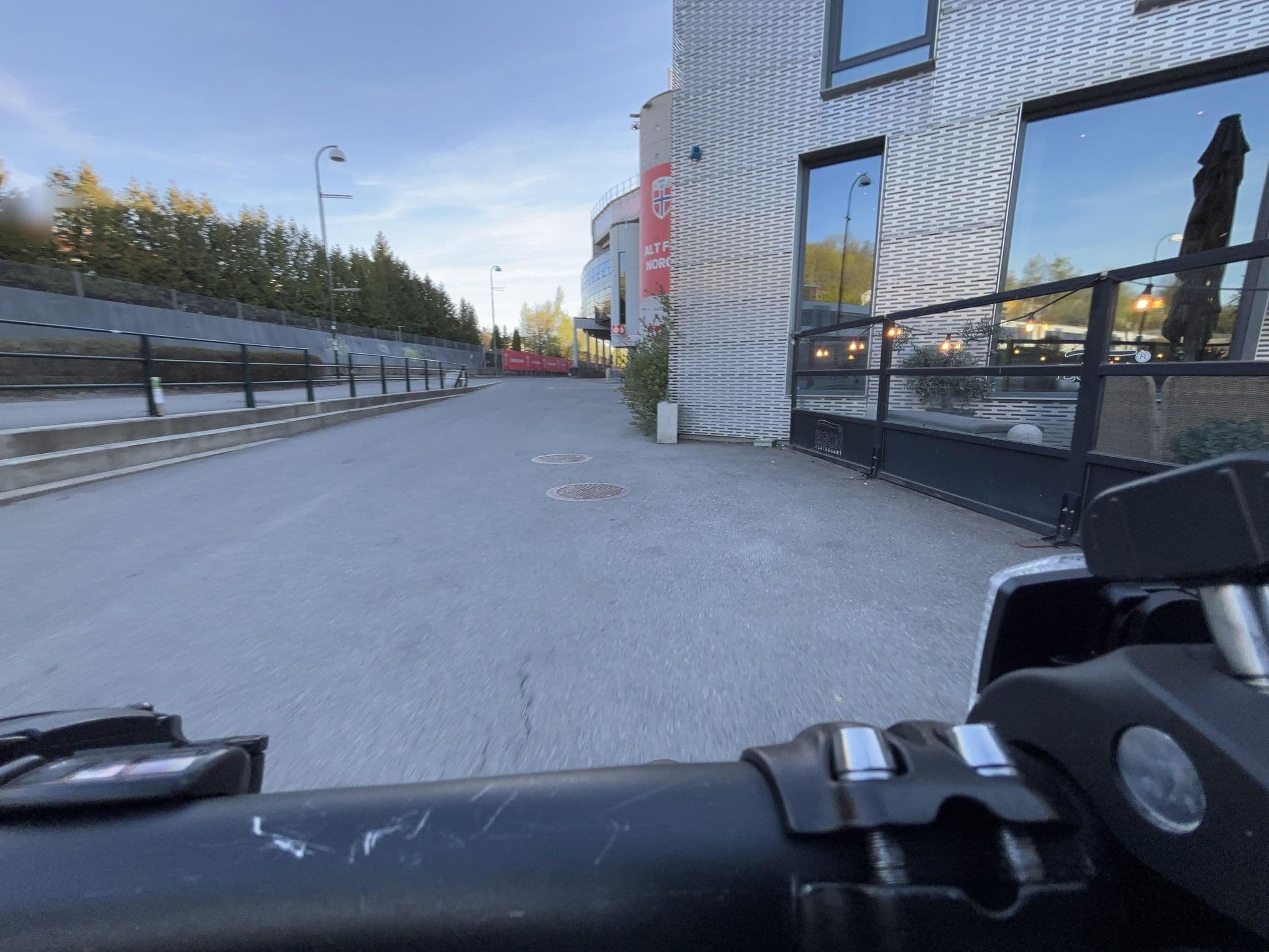 Street view near Thon Hotel Ullevaal Stadion, Frydenberg — © sontor (CC BY-SA · Mapillary)