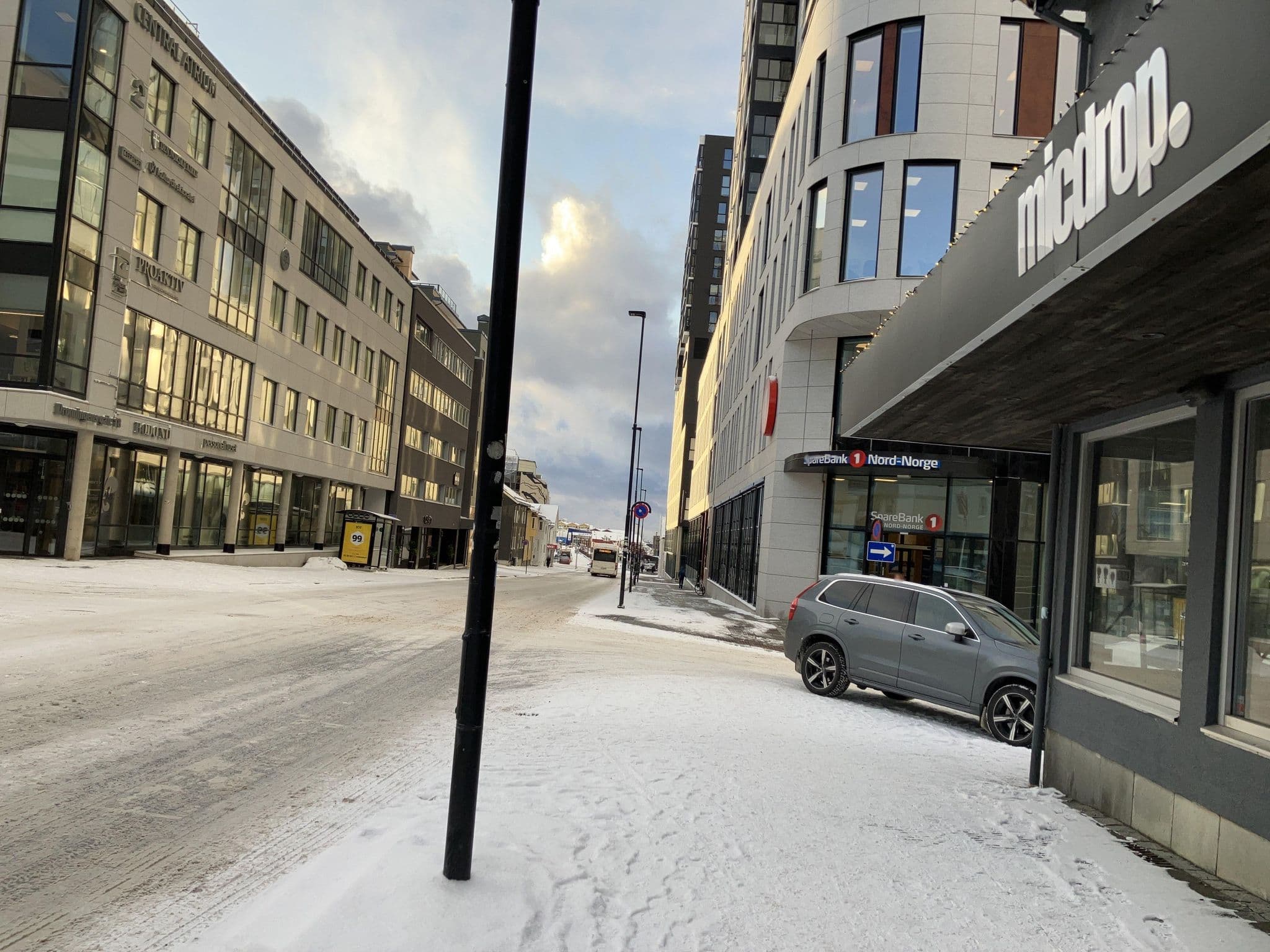 Street view near Bodø Hotell, Bodø — © southglos (CC BY-SA · Mapillary)