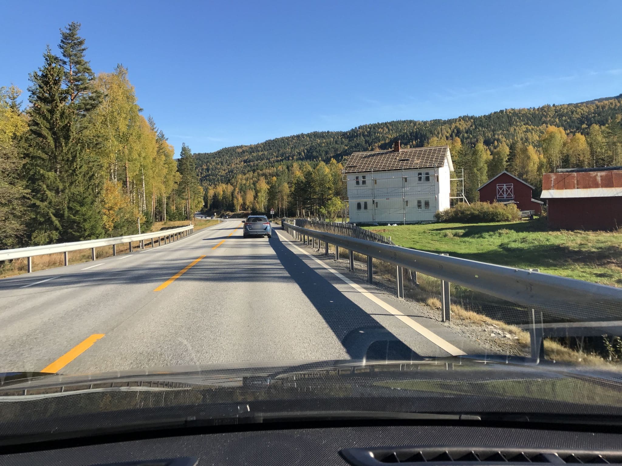 Street view near Gerds Kanoutleie, Nesbyen — © derzornigemarkus (CC BY-SA · Mapillary)