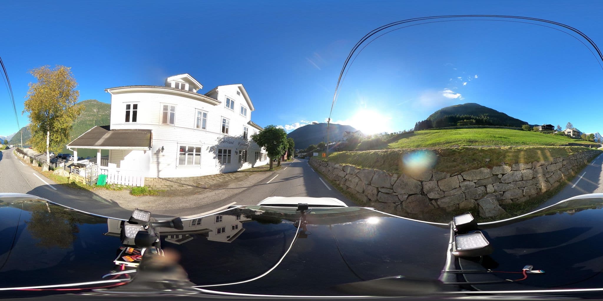 Street view near Fjærland Fjordstove Hotel, Hermansverk — © catoandersen (CC BY-SA · Mapillary)