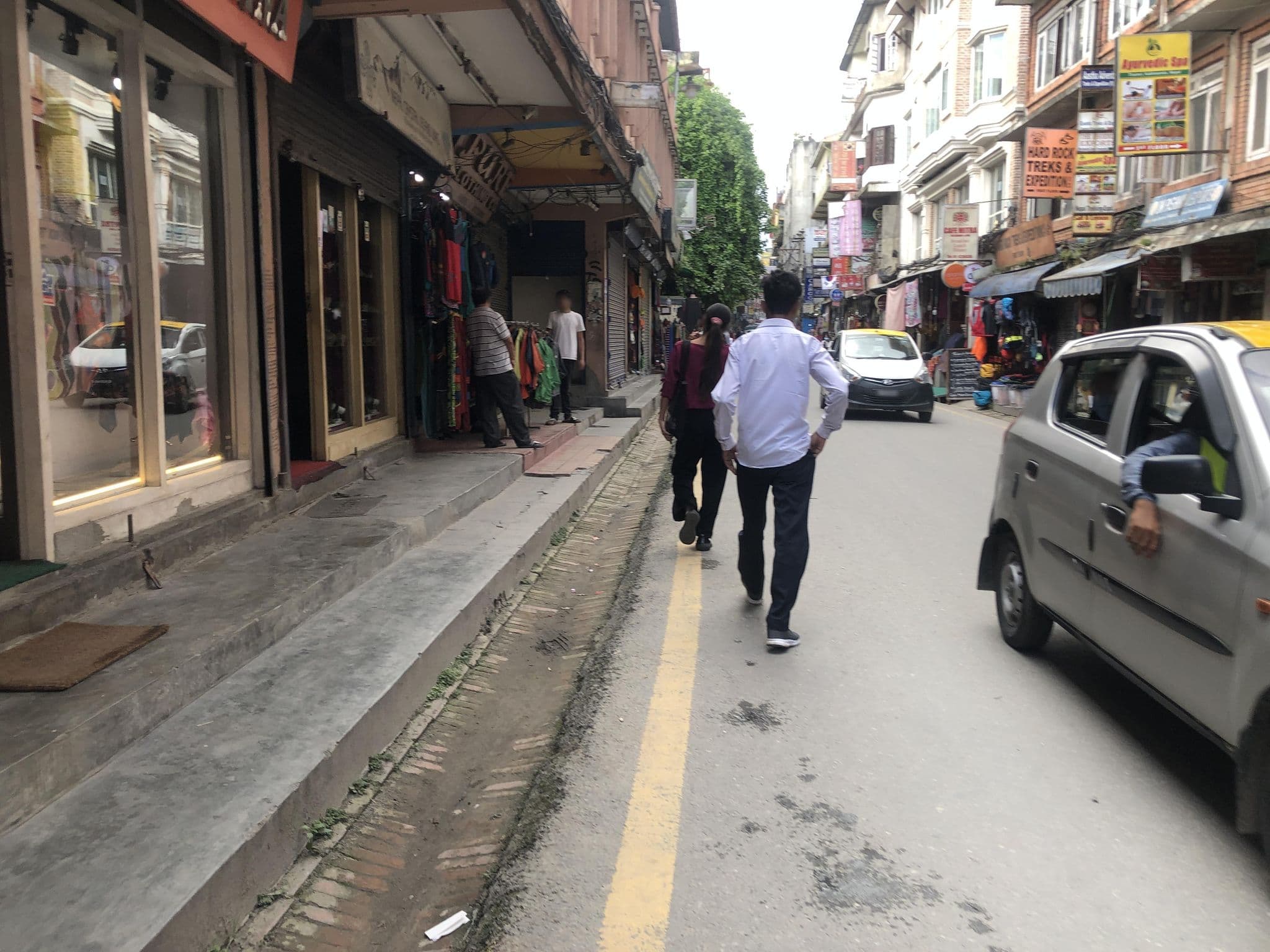 Street view near Thara, Kathmandu