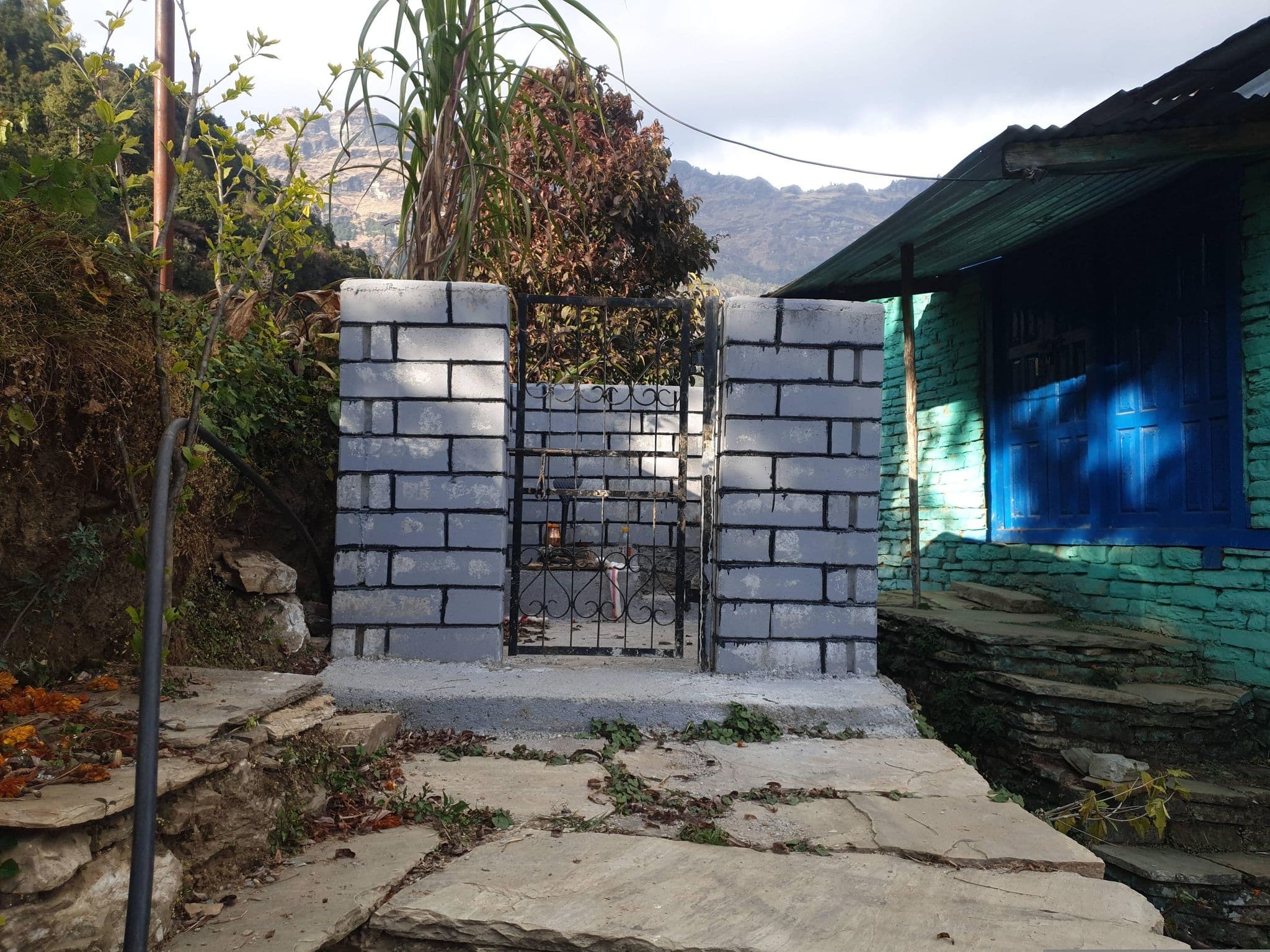 Street view near Jaljala Home Stay, Bāgluṅ — © Titus21Lhomi (CC BY-SA · Mapillary)