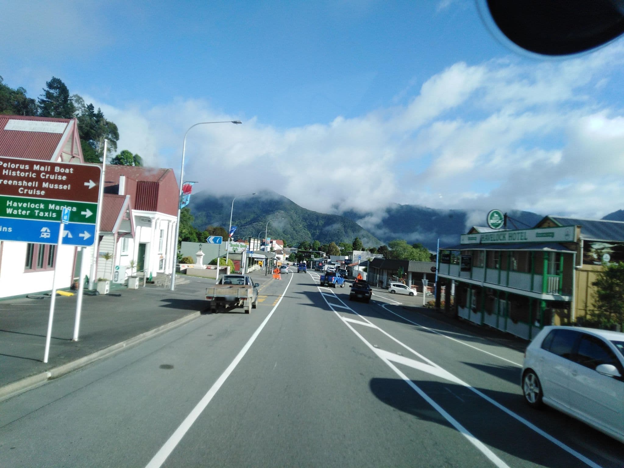 Street view near Gateway to the Sounds Havelock Motel, Picton — © 1111 (CC BY-SA · Mapillary)