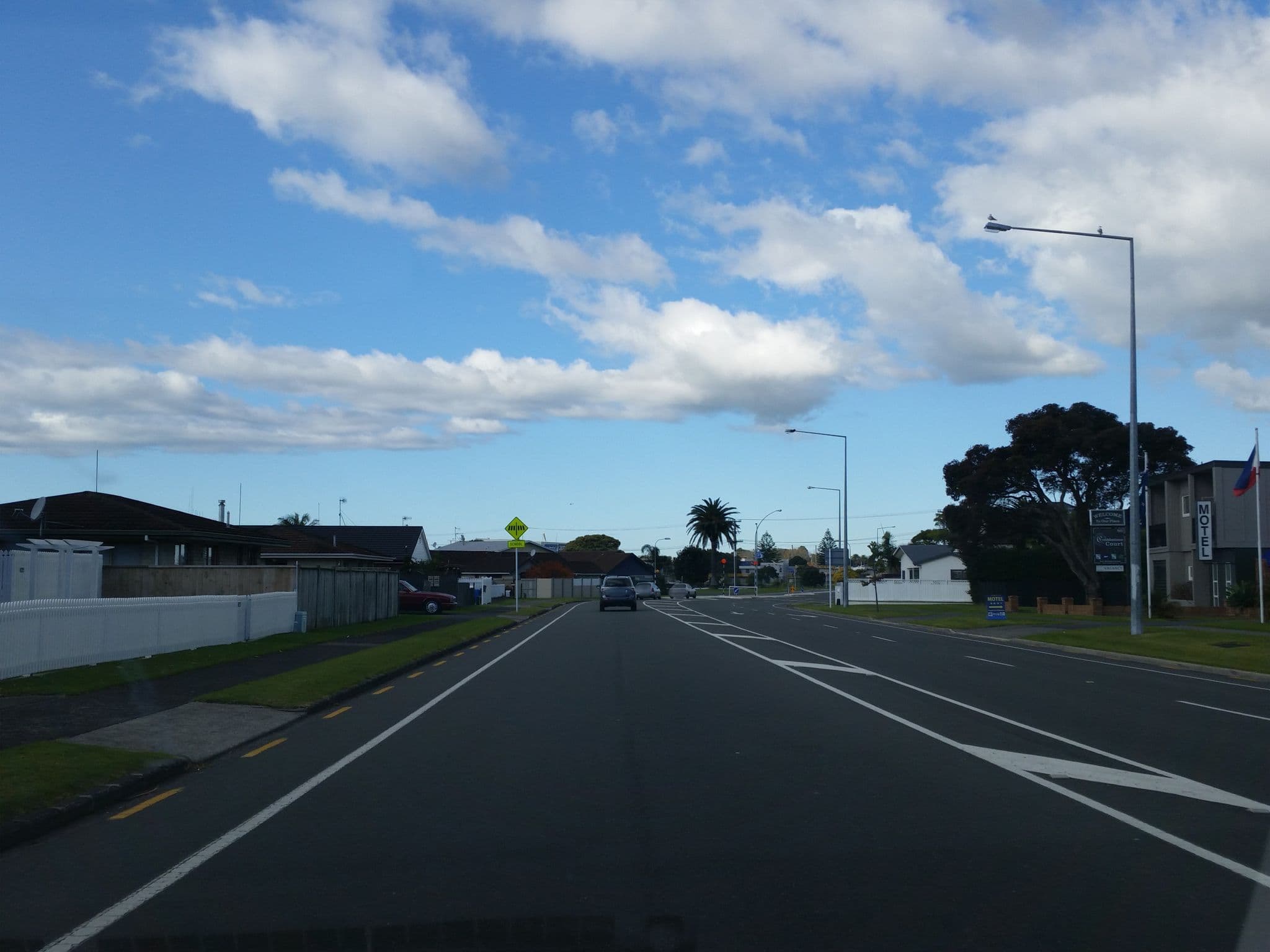 Street view near Cobblestone Court Motel, Otumoetai — © bmannz (CC BY-SA · Mapillary)