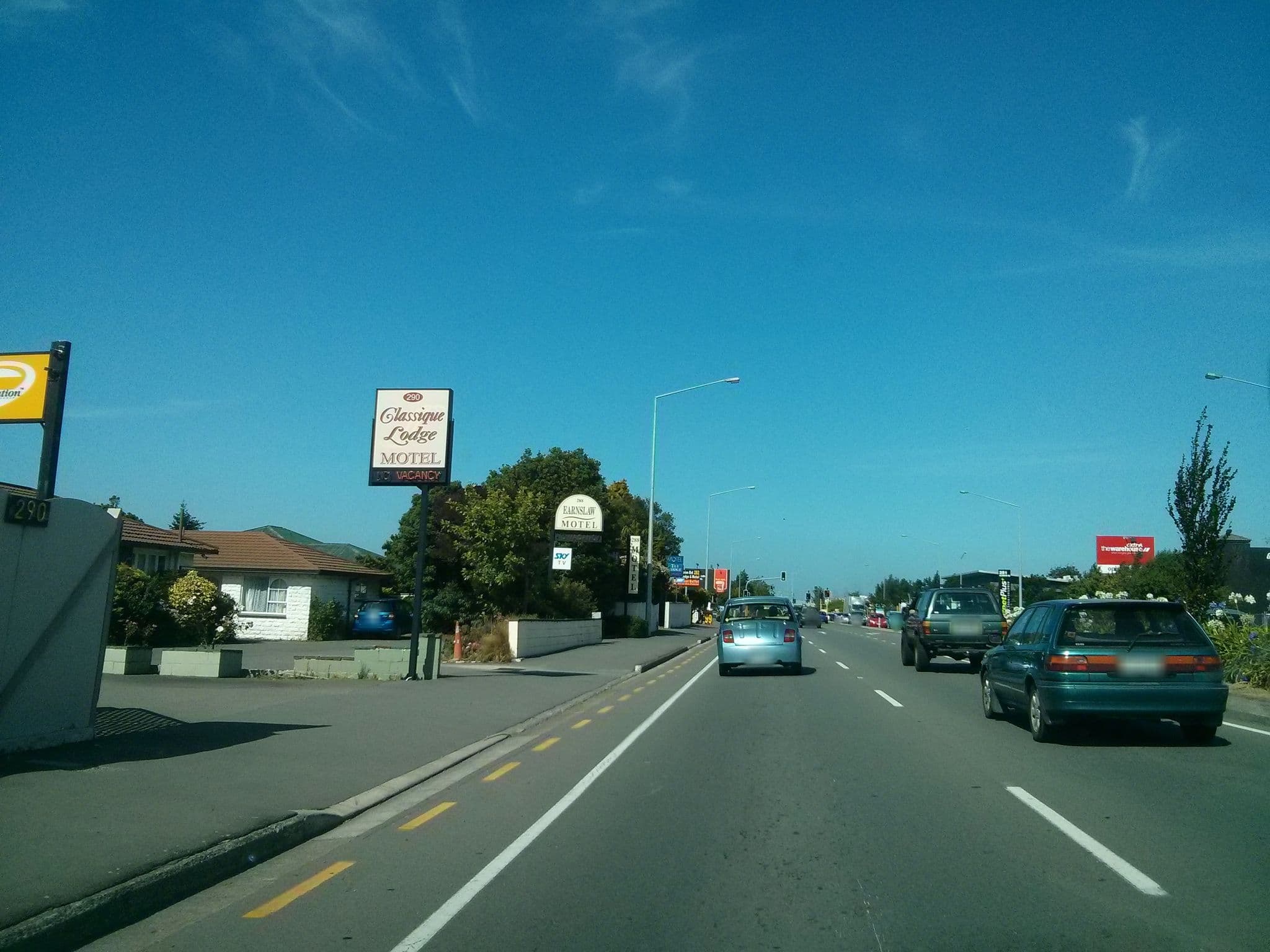 Street view near Classique Lodge Motel, Riccarton — © hoodlum (CC BY-SA · Mapillary)