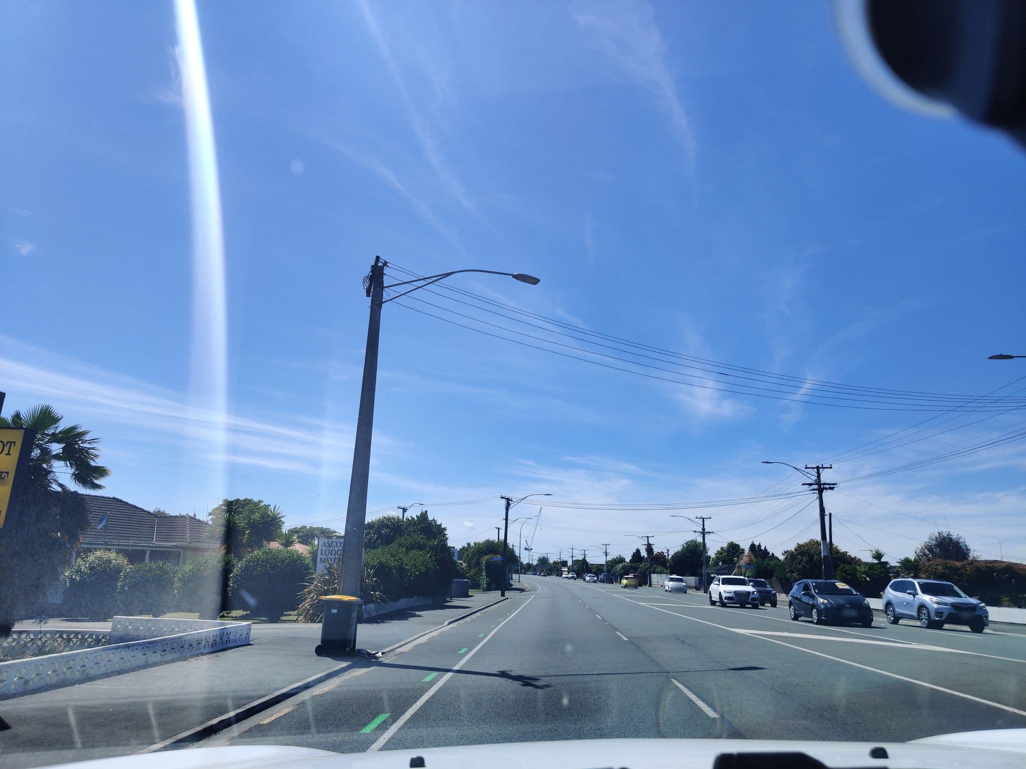 Street view near Ascot Lodge Motel, Queenwood — © elphix (CC BY-SA · Mapillary)