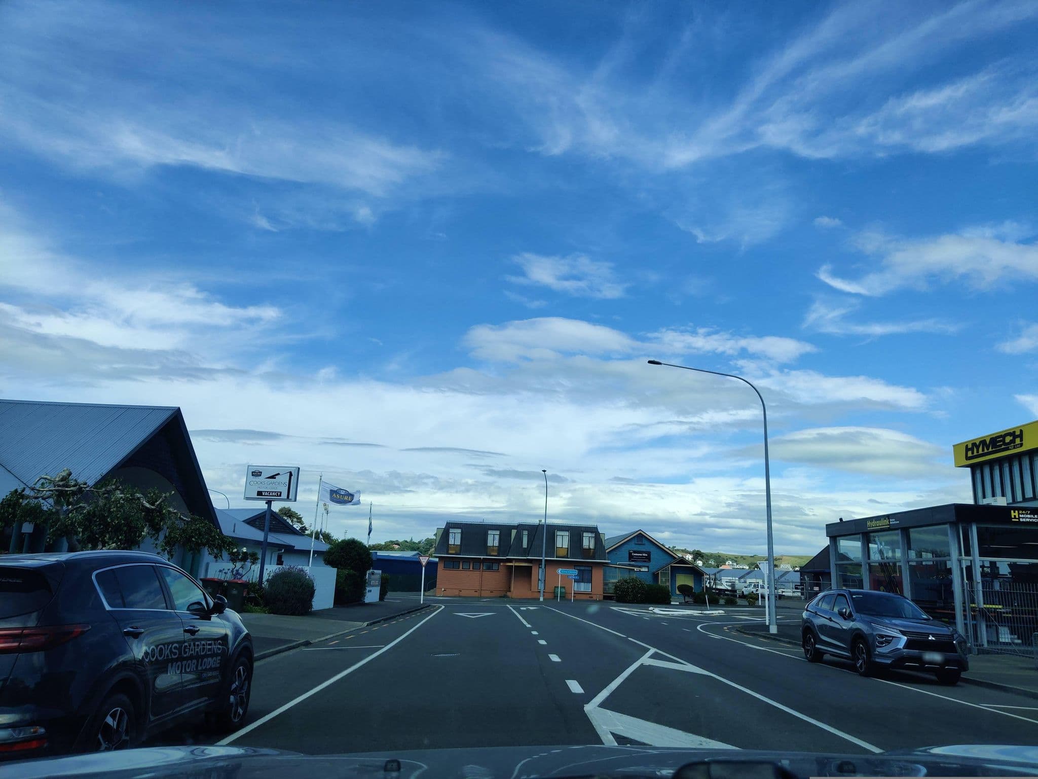 Street view near Cooks Gardens Motor Lodge, Whanganui — © elphix (CC BY-SA · Mapillary)