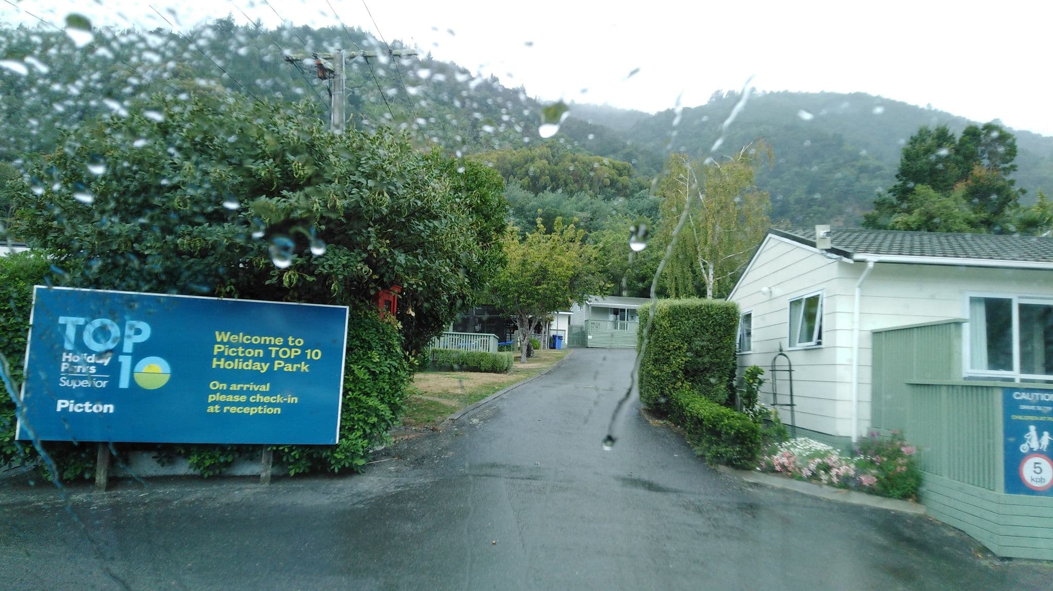 Street view near Picton Tasman Holiday Parks, Picton — © 1111 (CC BY-SA · Mapillary)