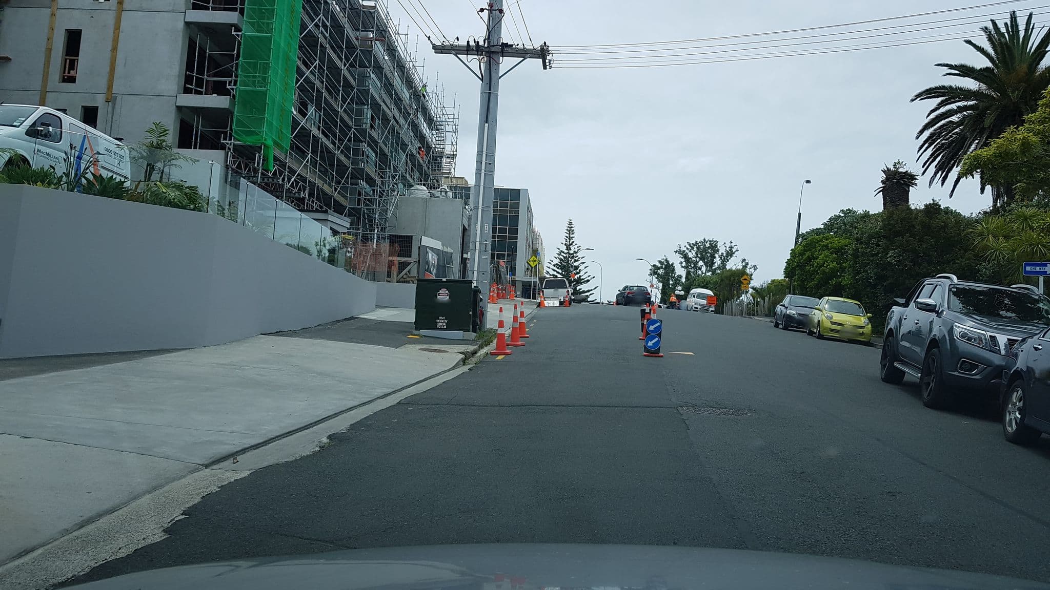 Street view near Fernz, Birkenhead — © kiwikimo (CC BY-SA · Mapillary)