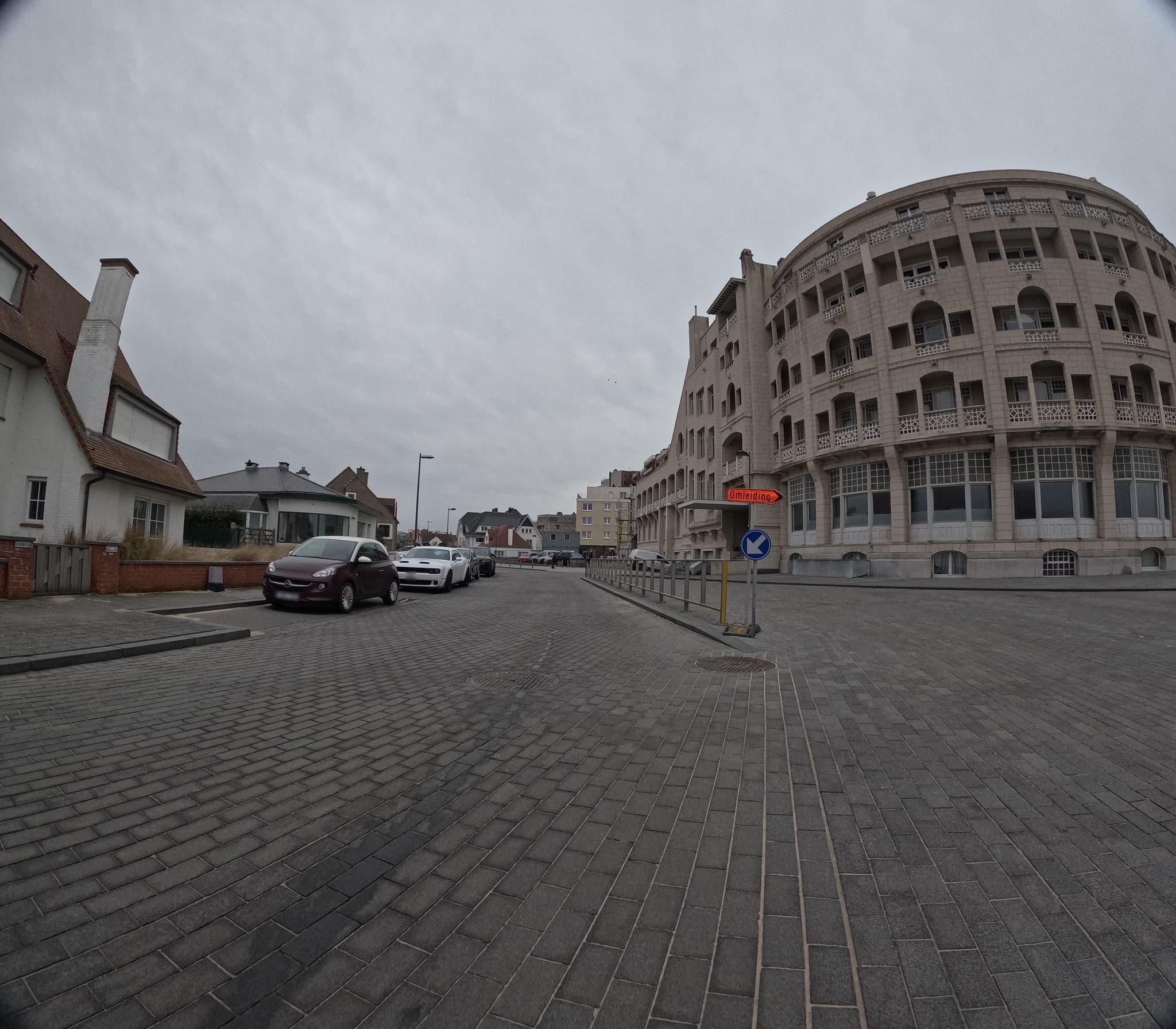 Street view near Rotonde, Westende — © filipc (CC BY-SA · Mapillary)