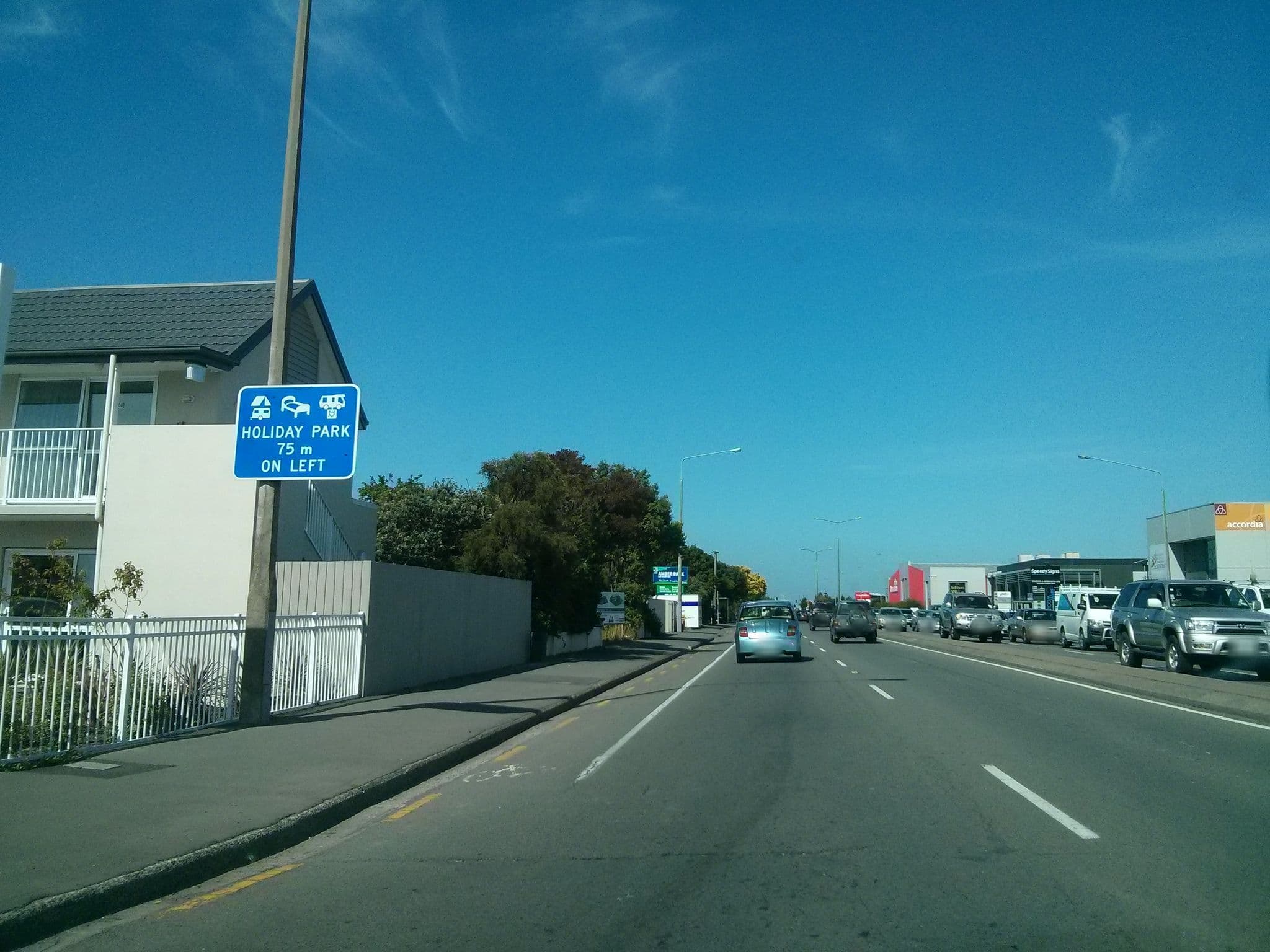 Street view near 101 Stars Motel, Riccarton — © hoodlum (CC BY-SA · Mapillary)