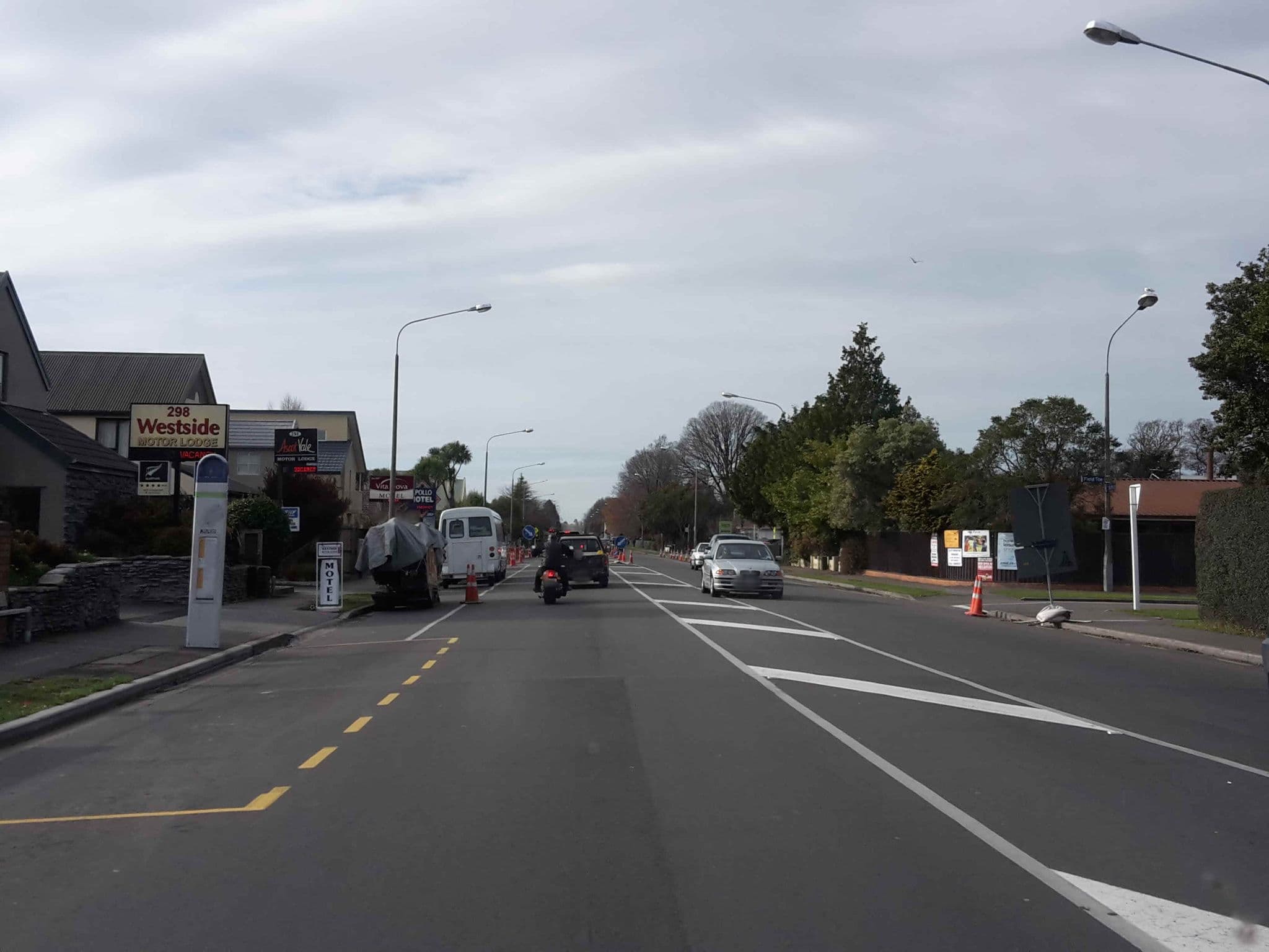 Street view near 298 Westside Motor Lodge, Riccarton — © hoodlum (CC BY-SA · Mapillary)