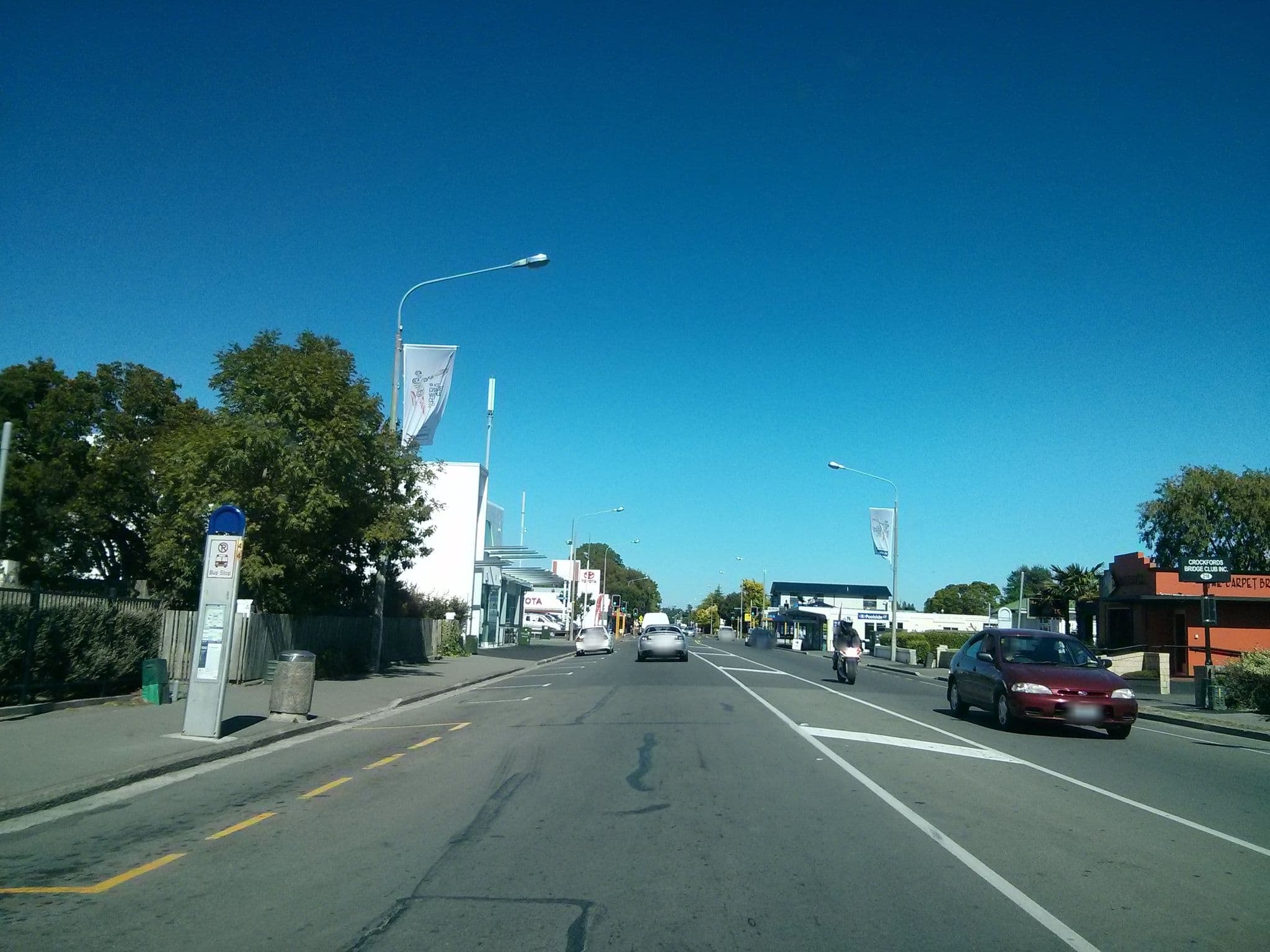 Street view near Golden Hotel, Riccarton — © hoodlum (CC BY-SA · Mapillary)
