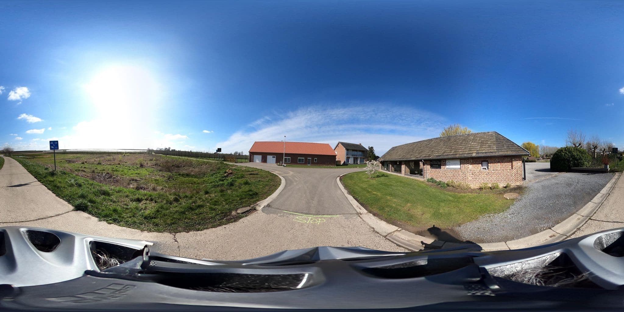 Street view near Boutique Hotel Het Zoete Zijn, Hoepertingen — © Eebie (CC BY-SA · Mapillary)
