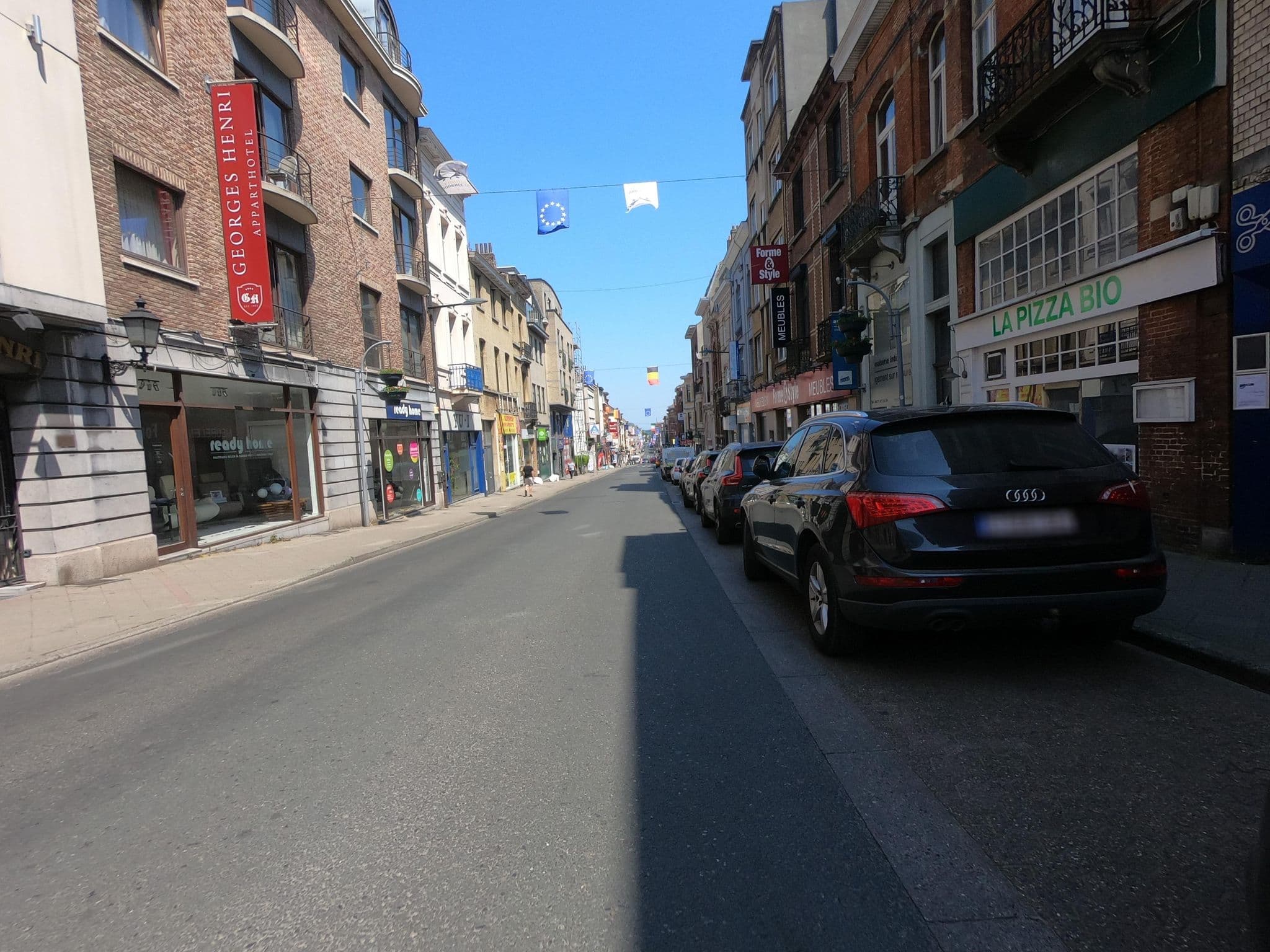 Street view near Apparthotel Georges Henri, Woluwe-Saint-Lambert — © thierry1030 (CC BY-SA · Mapillary)