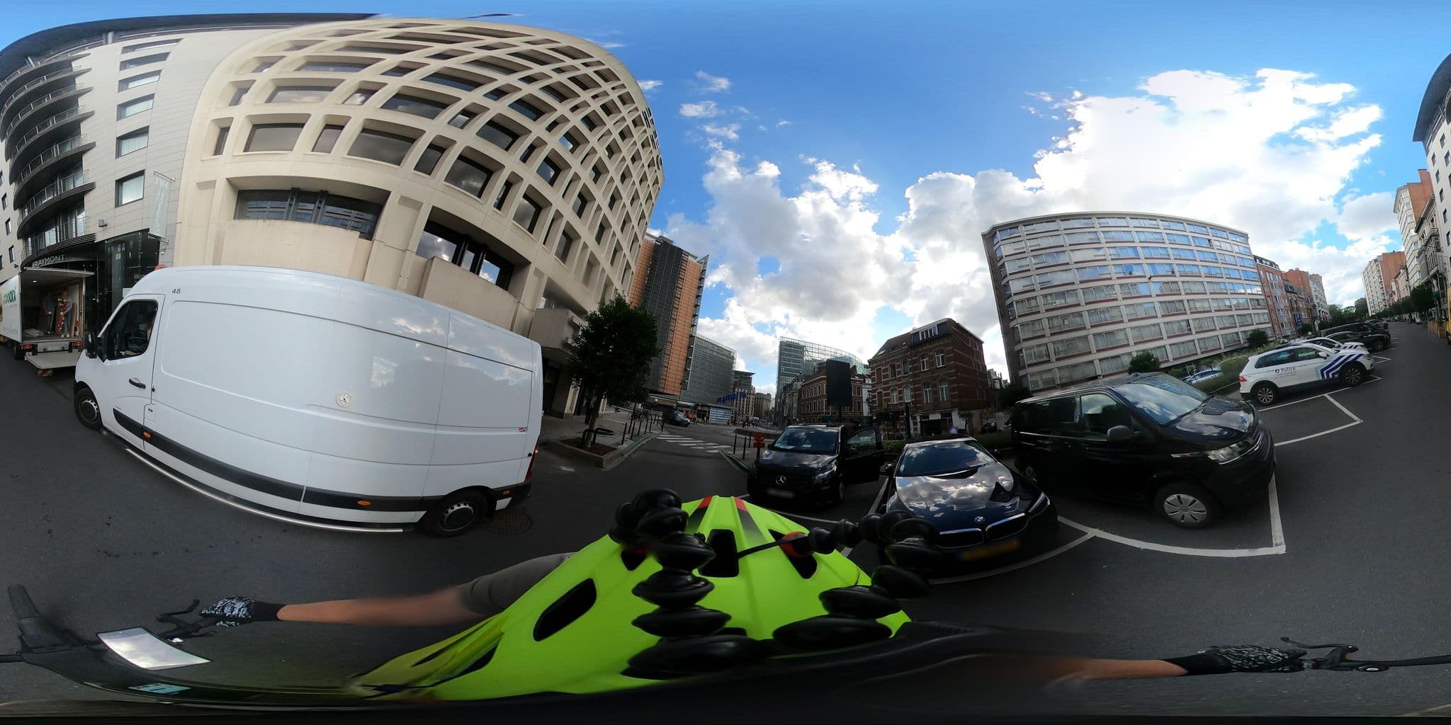 Street view near First Euroflat Hotel, Saint-Josse-ten-Noode — © thierry1030 (CC BY-SA · Mapillary)