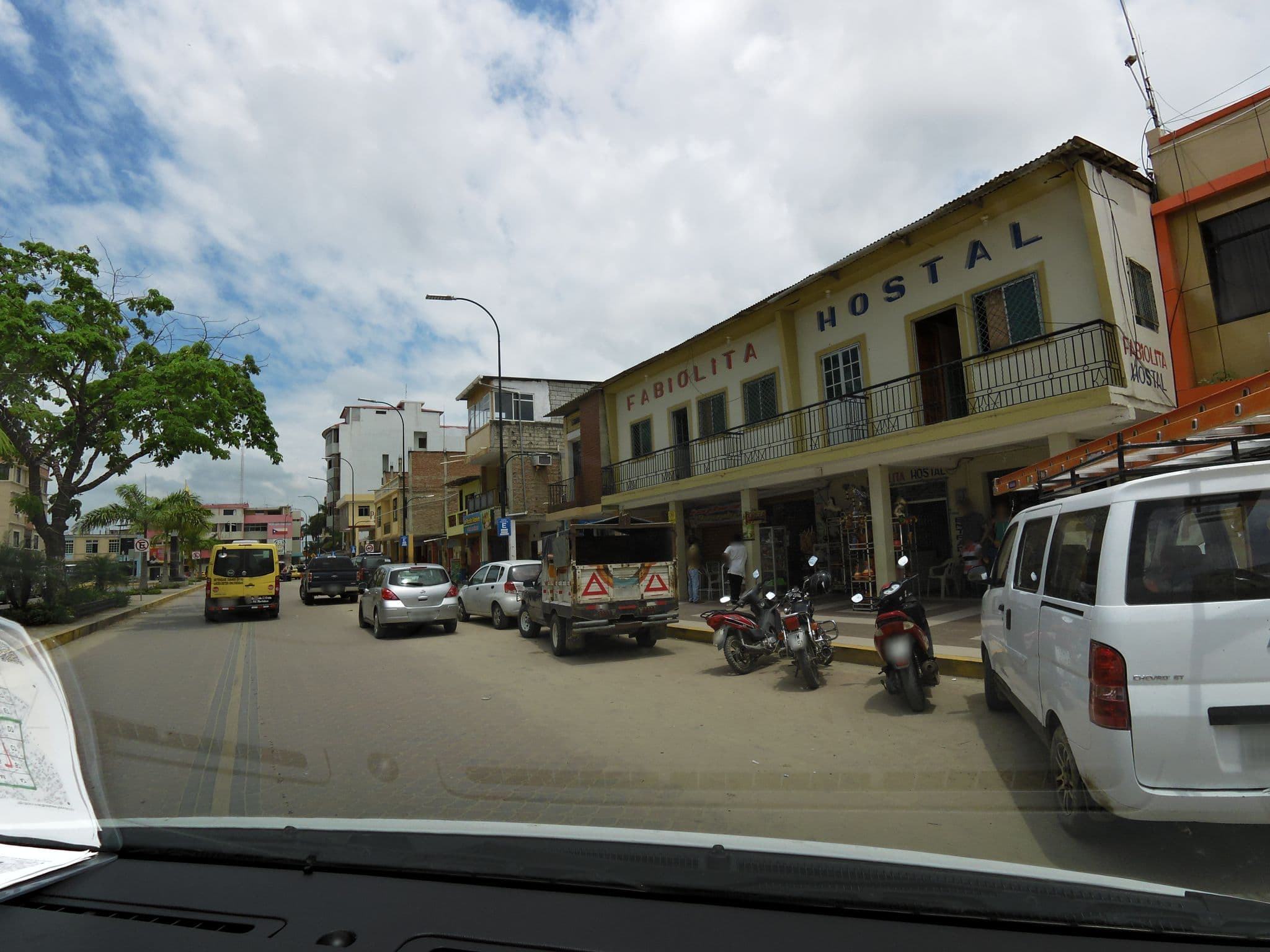 Street view near Hostal Fabiolita, Aguas Verdes — © drishtie (CC BY-SA · Mapillary)
