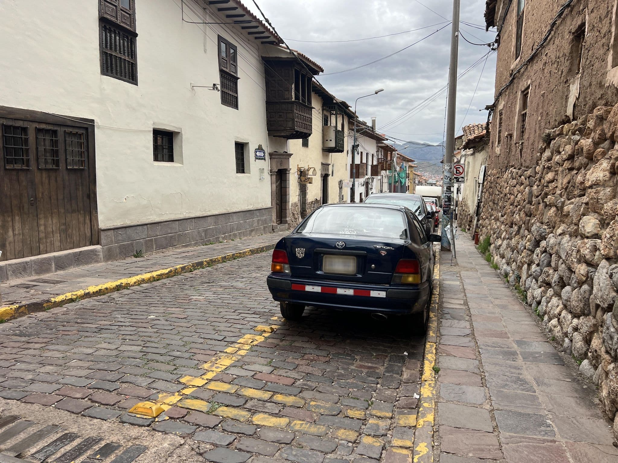 Street view near Hotel Rumi Punku, Santiago