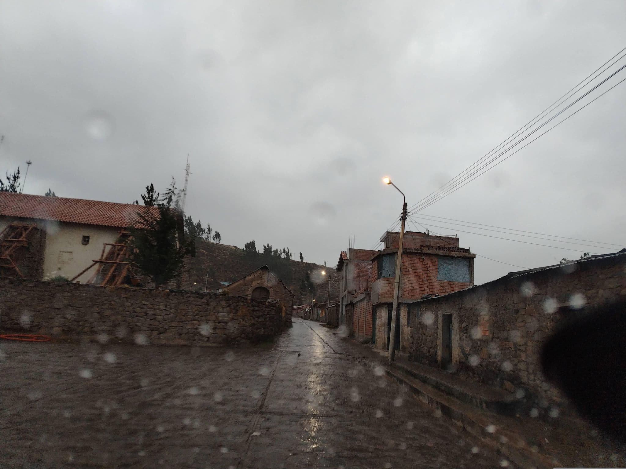 Street view near El Refugio del Geyser, Chivay — © J_M_M (CC BY-SA · Mapillary)