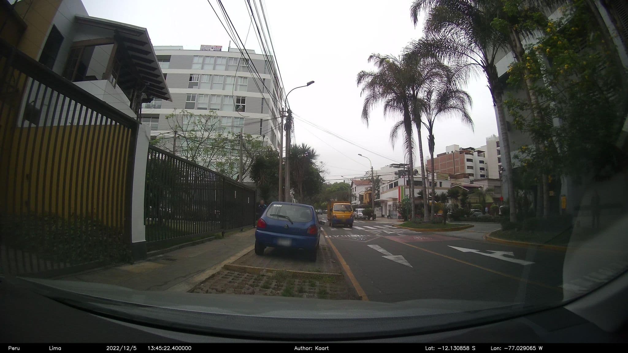 Street view near Bayview Hotel, Barranco — © kaart_2 (CC BY-SA · Mapillary)