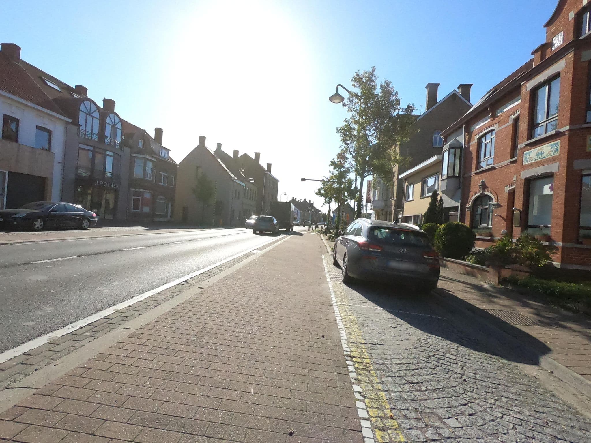 Street view near De Verloren Gernoare, Adinkerke — © jakka (CC BY-SA · Mapillary)
