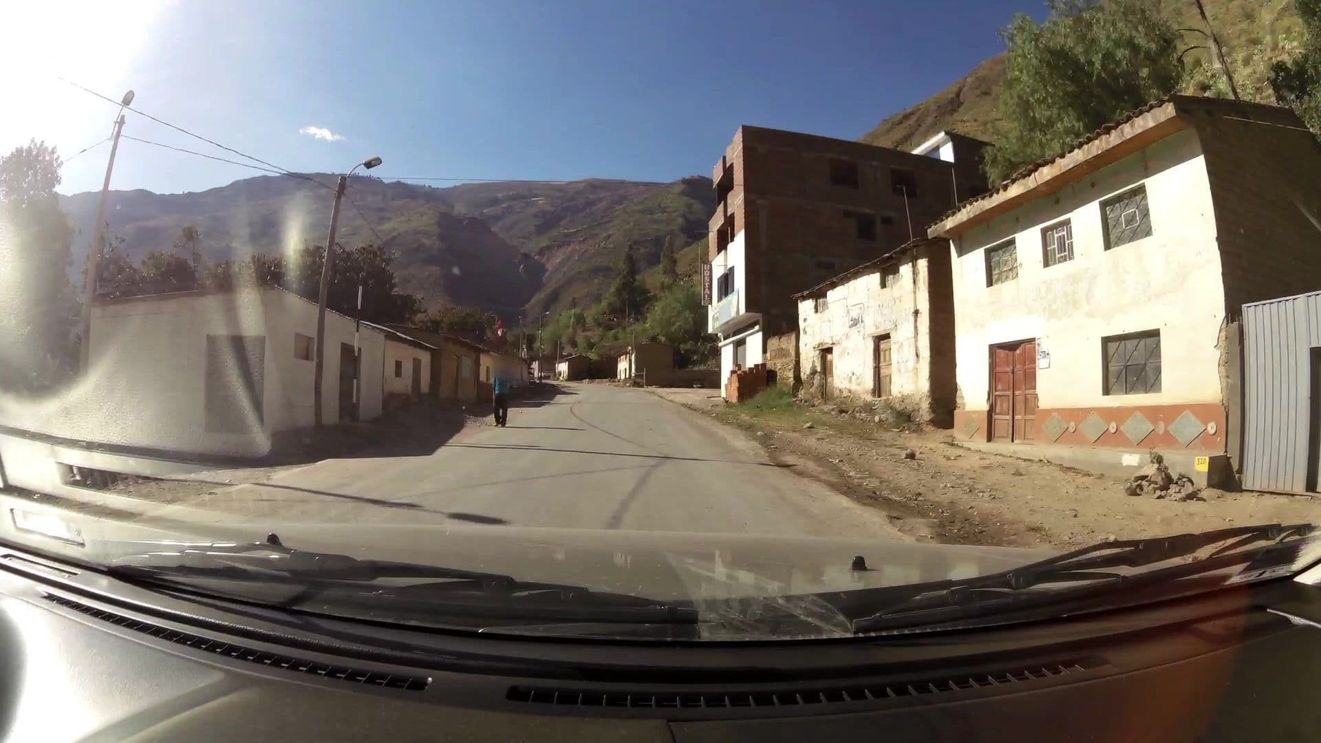 Street view near Hostal Sayuri, Huancavelica — © kaartcam (CC BY-SA · Mapillary)