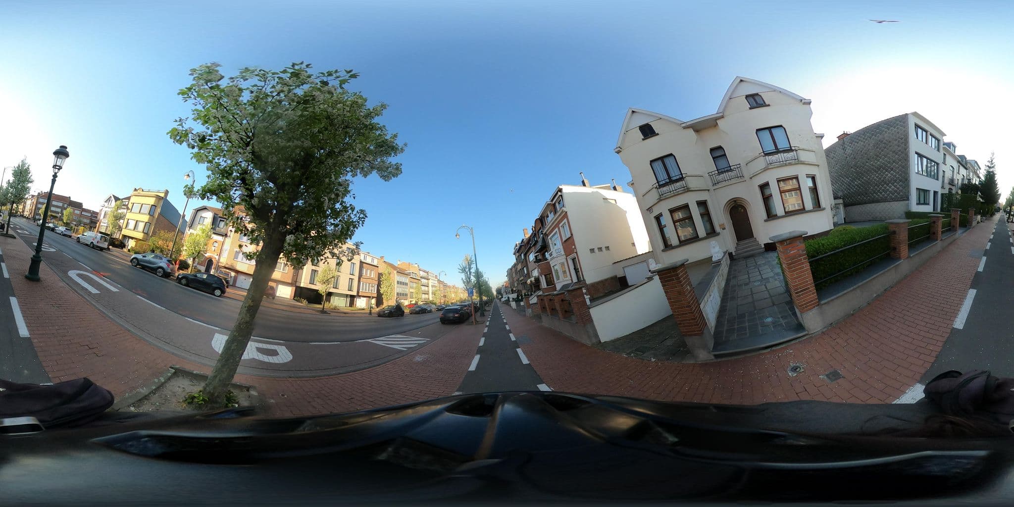 Street view near La Roseraie, Wemmel — © RaphaelPasLoin (CC BY-SA · Mapillary)