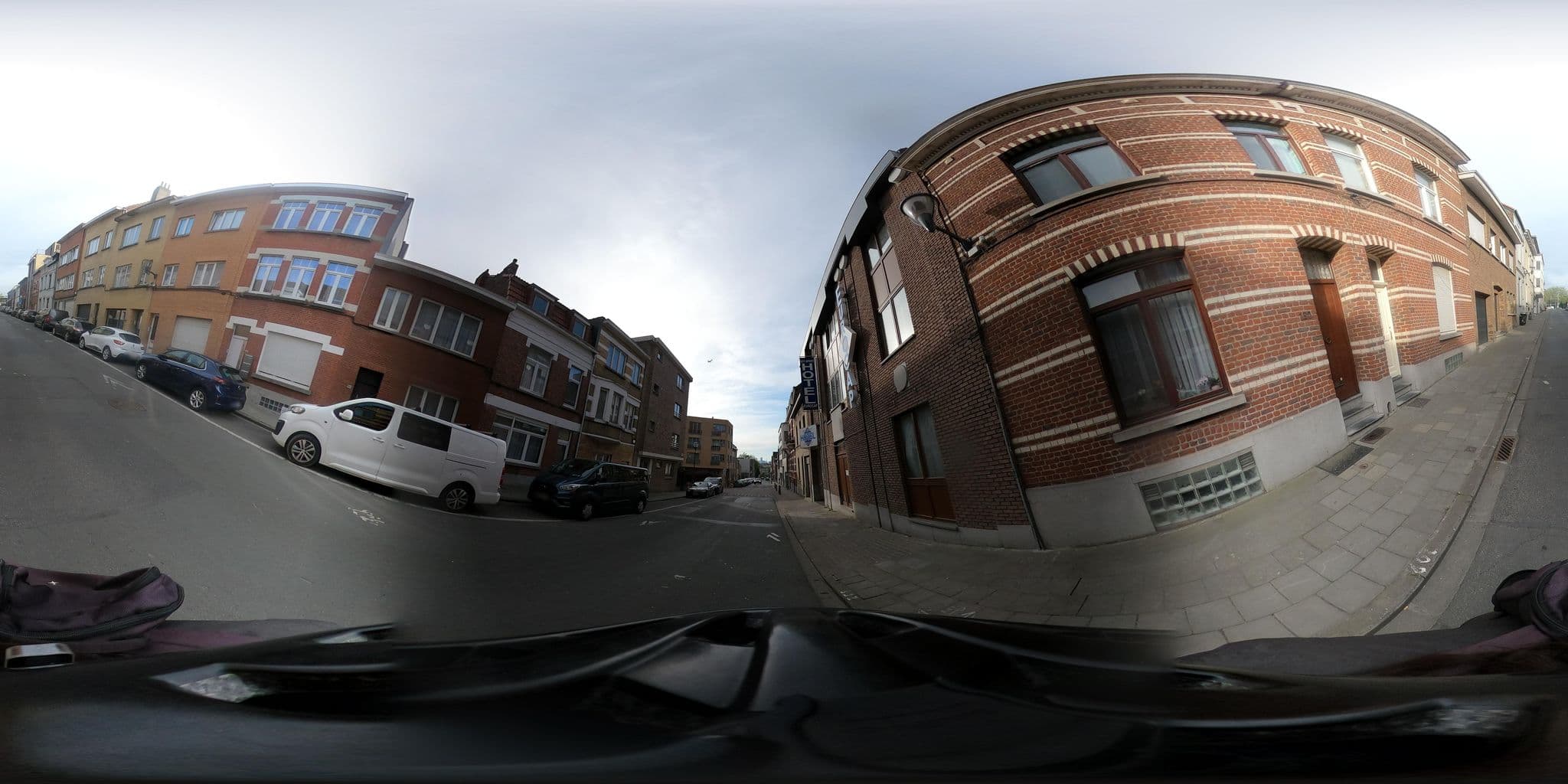 Street view near Eurocap, Ganshoren — © RaphaelPasLoin (CC BY-SA · Mapillary)