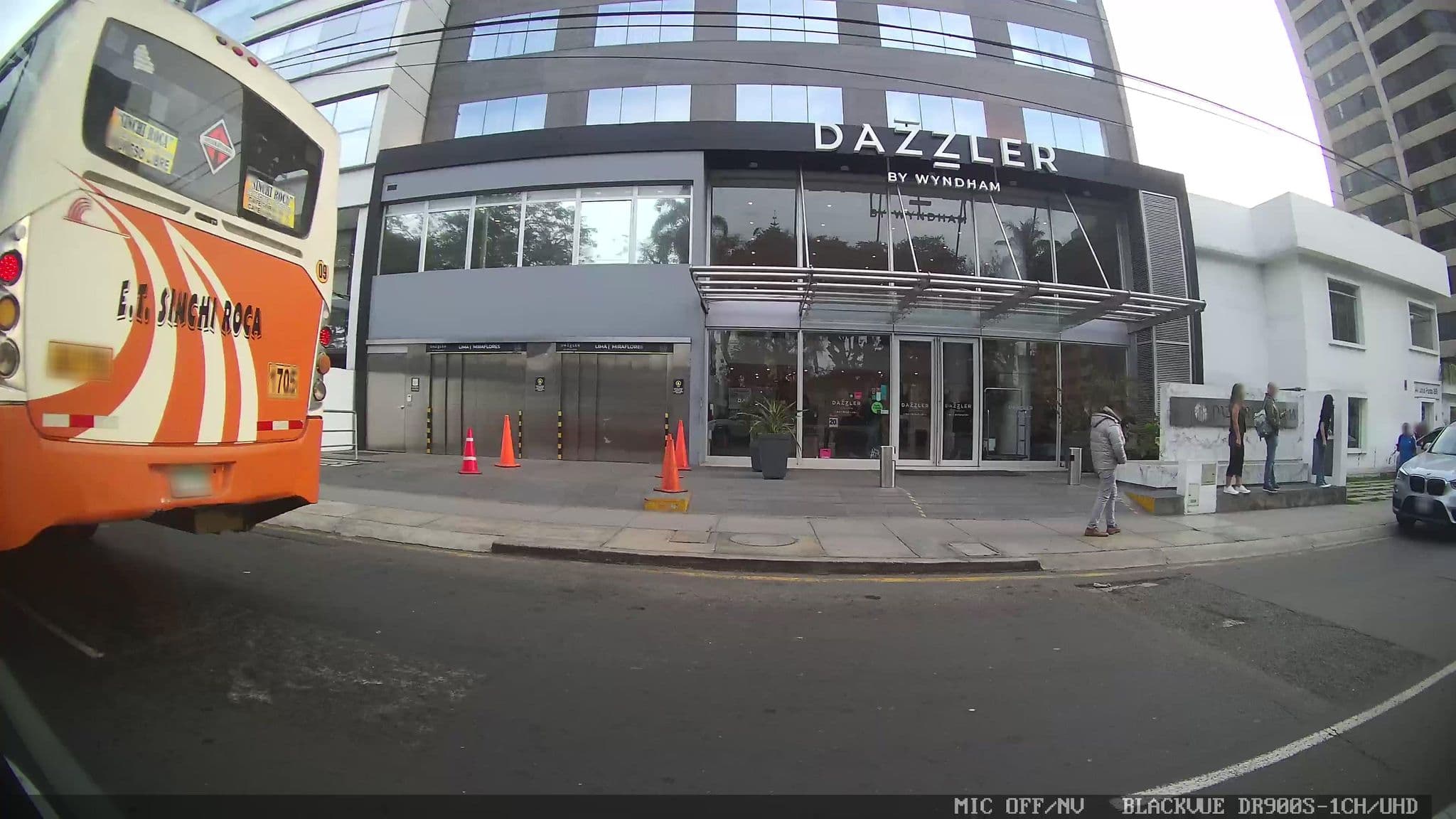 Street view near Dazzler Hotel Lima, Miraflores