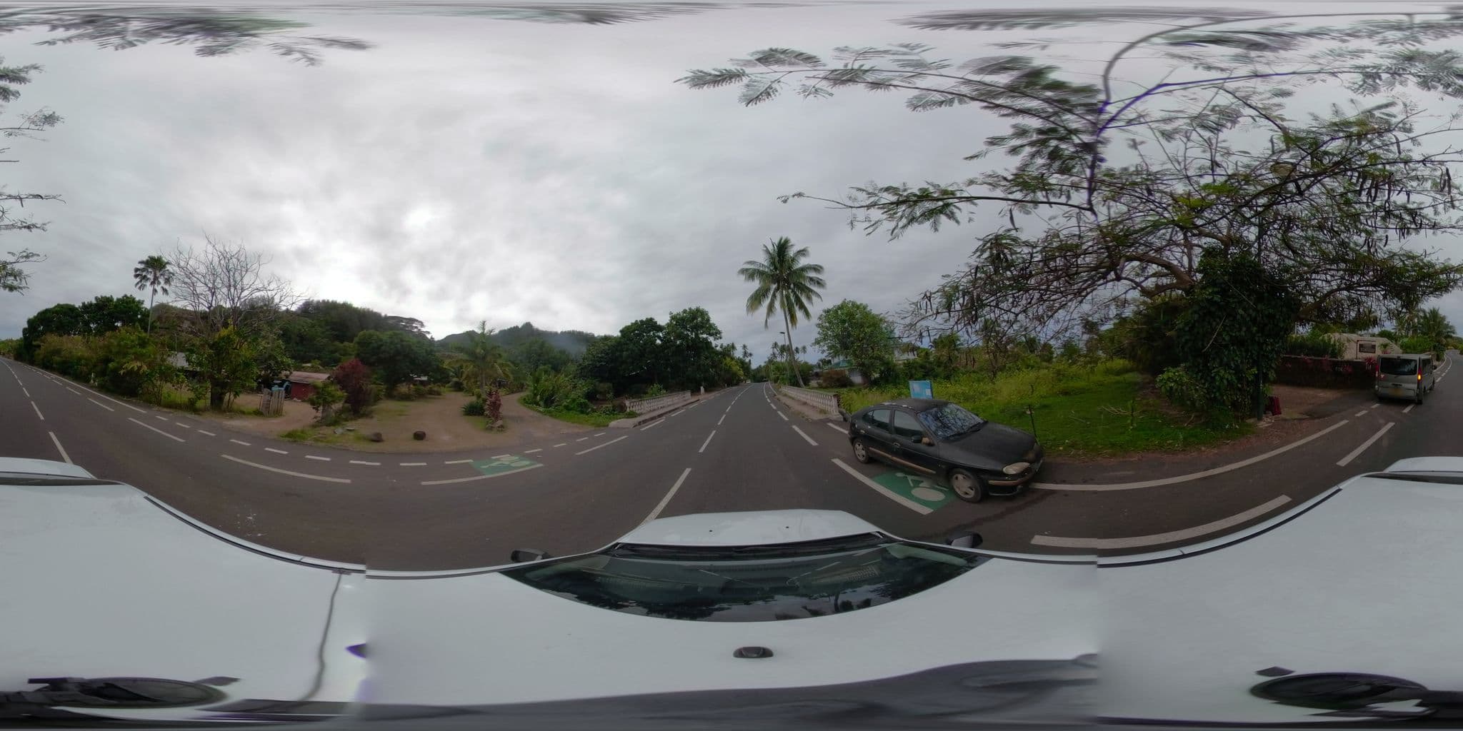 Street view near Fare Tokoau, Papetoai — © ratzillas (CC BY-SA · Mapillary)