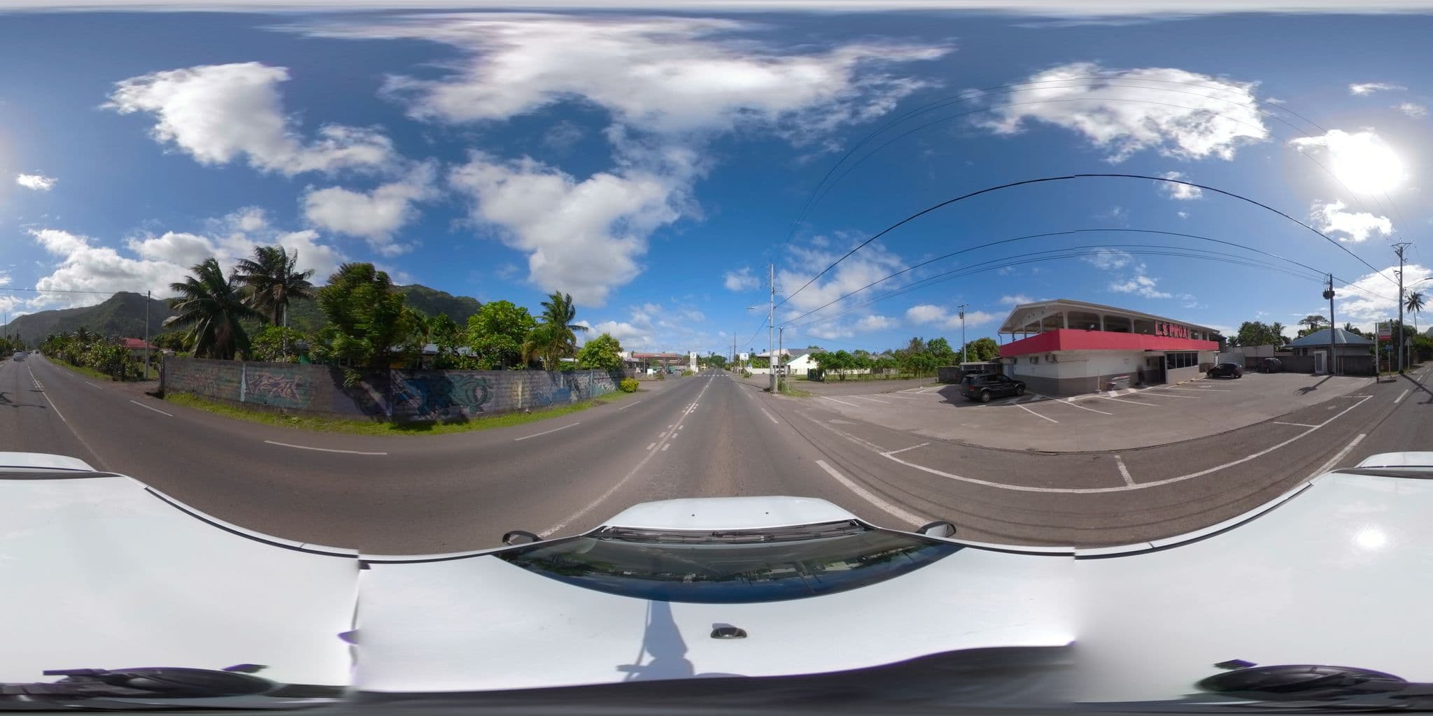 Street view near Chambre d'hôtes Hiriata, Papao — © ratzillas (CC BY-SA · Mapillary)