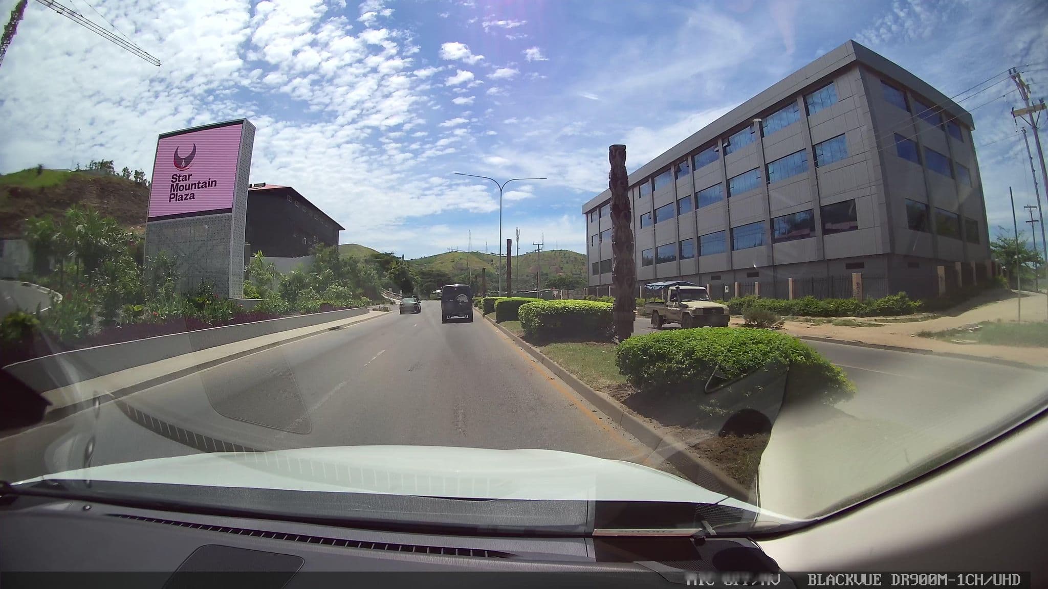 Street view near Hilton Port Moresby Hotel & Residences, Port Moresby — © jthnz (CC BY-SA · Mapillary)