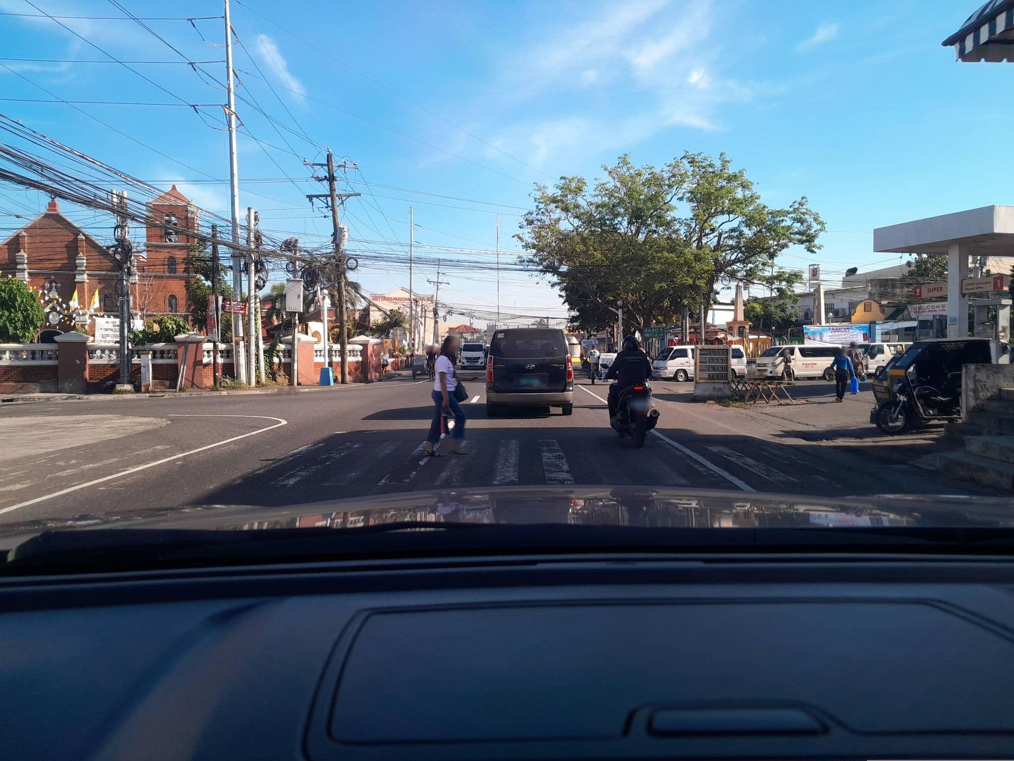 Street view near Sampaguita Tourist Inn, Nabua — © ericb1983 (CC BY-SA · Mapillary)
