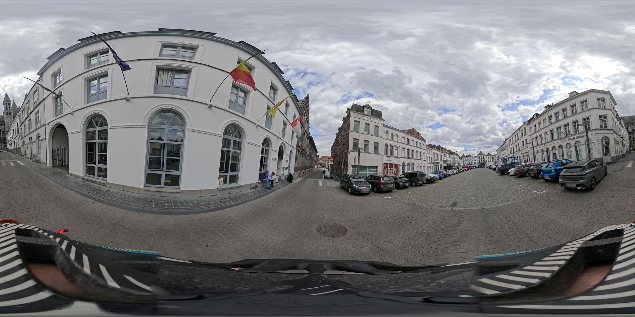 Street view near Hôtel Hemera, Tournai — © rmic (CC BY-SA · Mapillary)