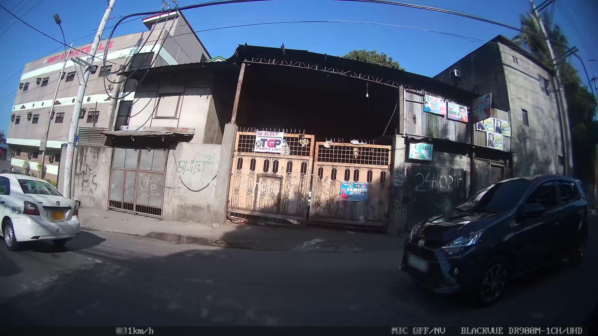 Street view near BB1 Apartelle, Commonwealth — © kaart_4 (CC BY-SA · Mapillary)