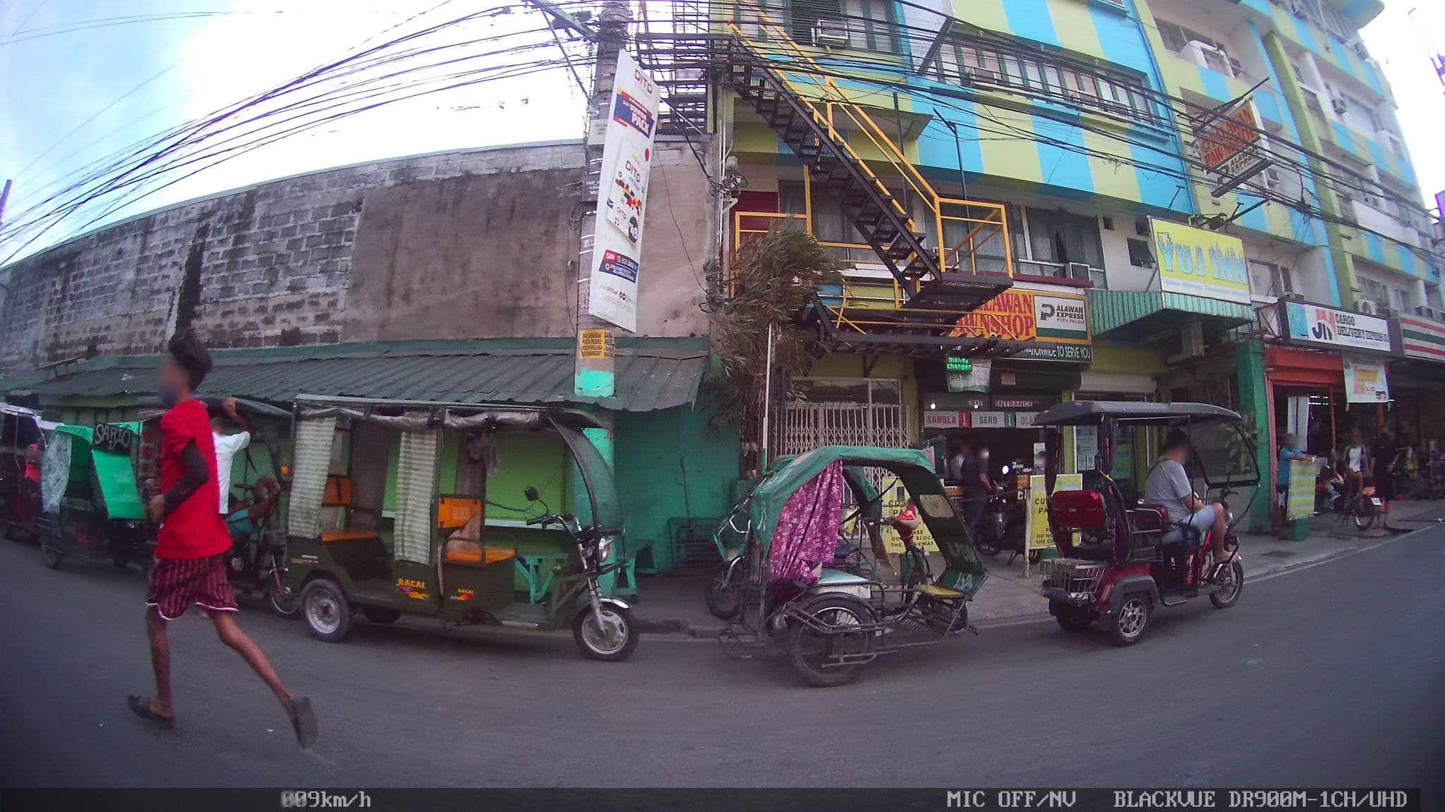Street view near Yuj Inn, Pasay — © kaart_4 (CC BY-SA · Mapillary)