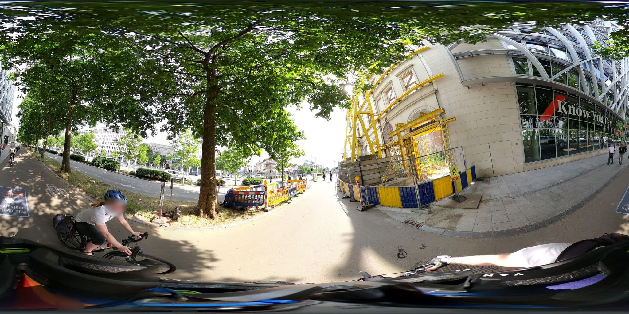 Street view near Chambord, Ixelles — © Stefdegreef (CC BY-SA · Mapillary)