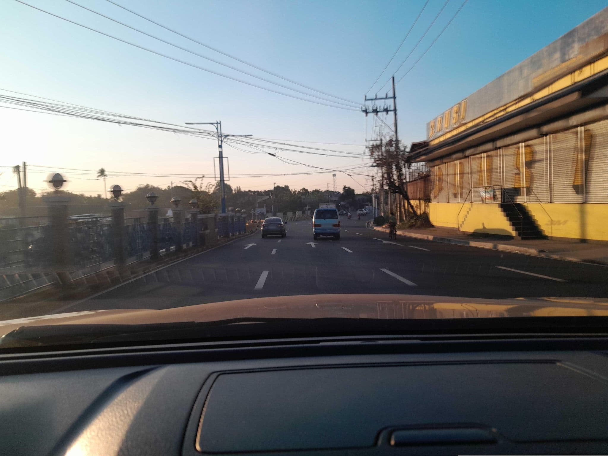 Street view near Junction Inn Mansion, Santo Tomas — © ericb1983 (CC BY-SA · Mapillary)