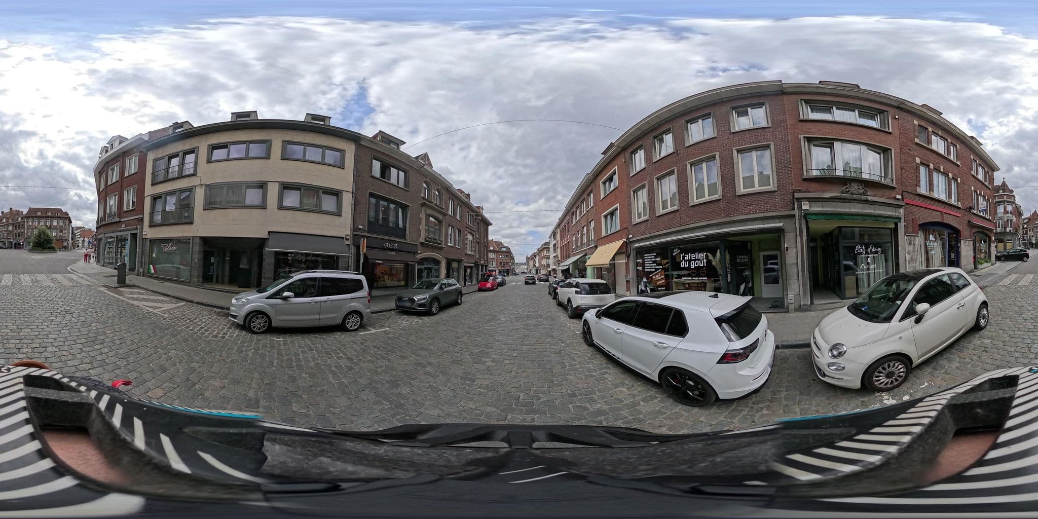 Street view near Appartement Studio Tournai, Tournai — © rmic (CC BY-SA · Mapillary)