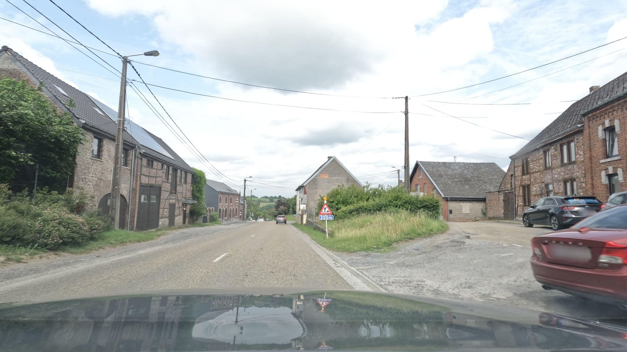 Street view near Beaurepaire, Noiseux — © vinisa (CC BY-SA · Mapillary)