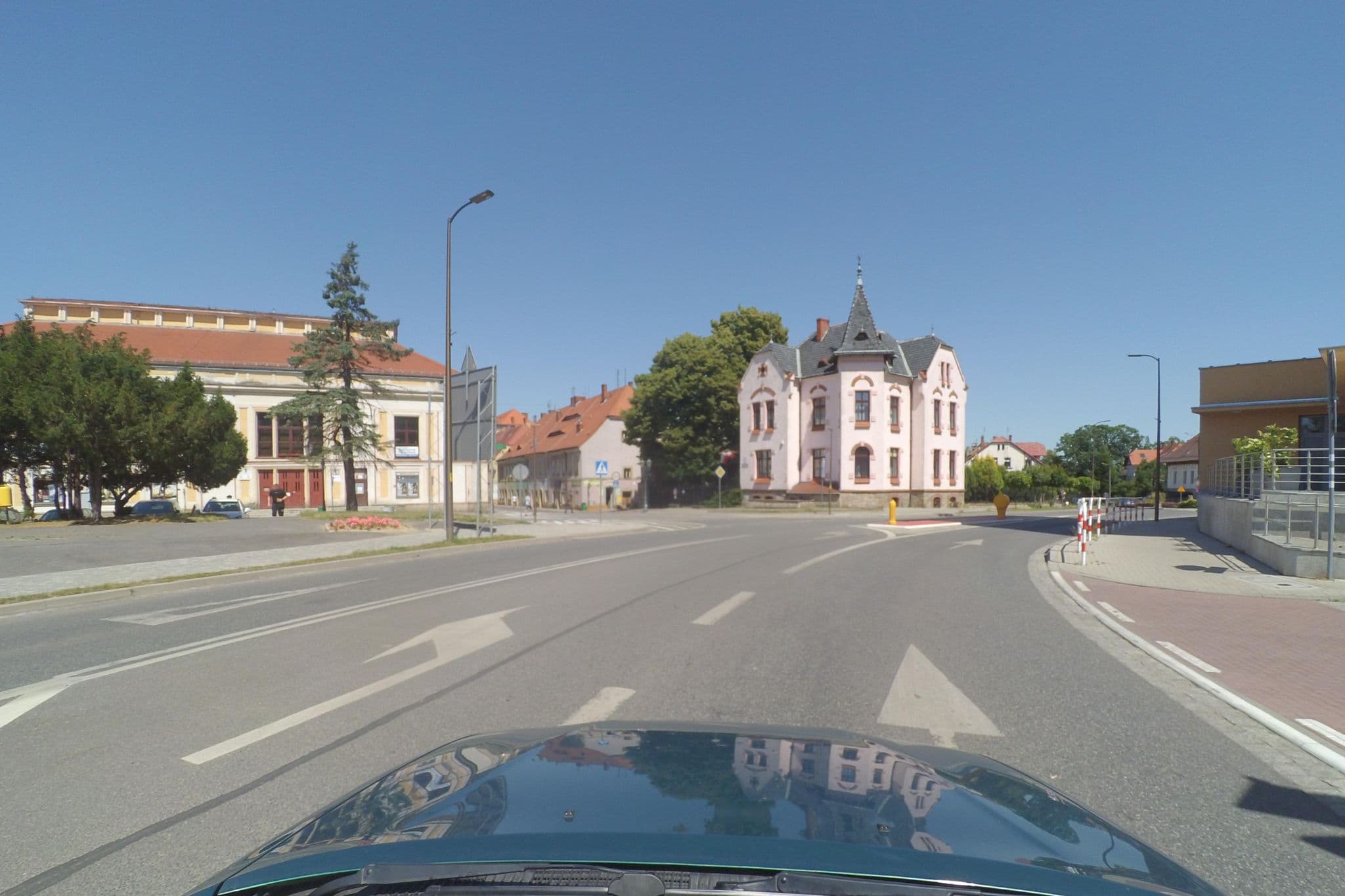 Street view near Qubus, Złotoryja — © wegavision (CC BY-SA · Mapillary)