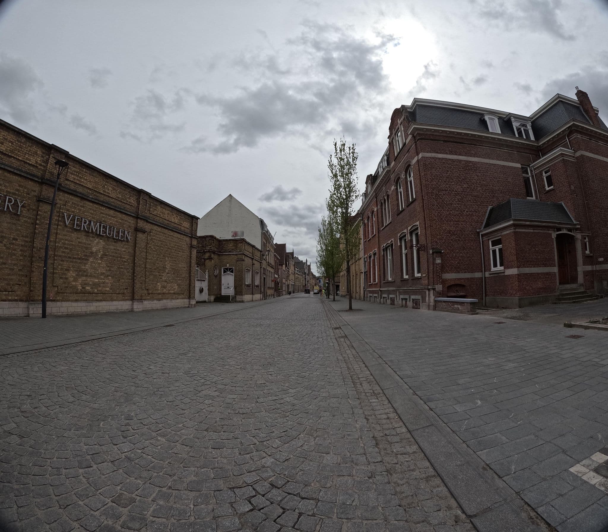 Street view near Demi Lune B&B, Ieper — © filipc (CC BY-SA · Mapillary)