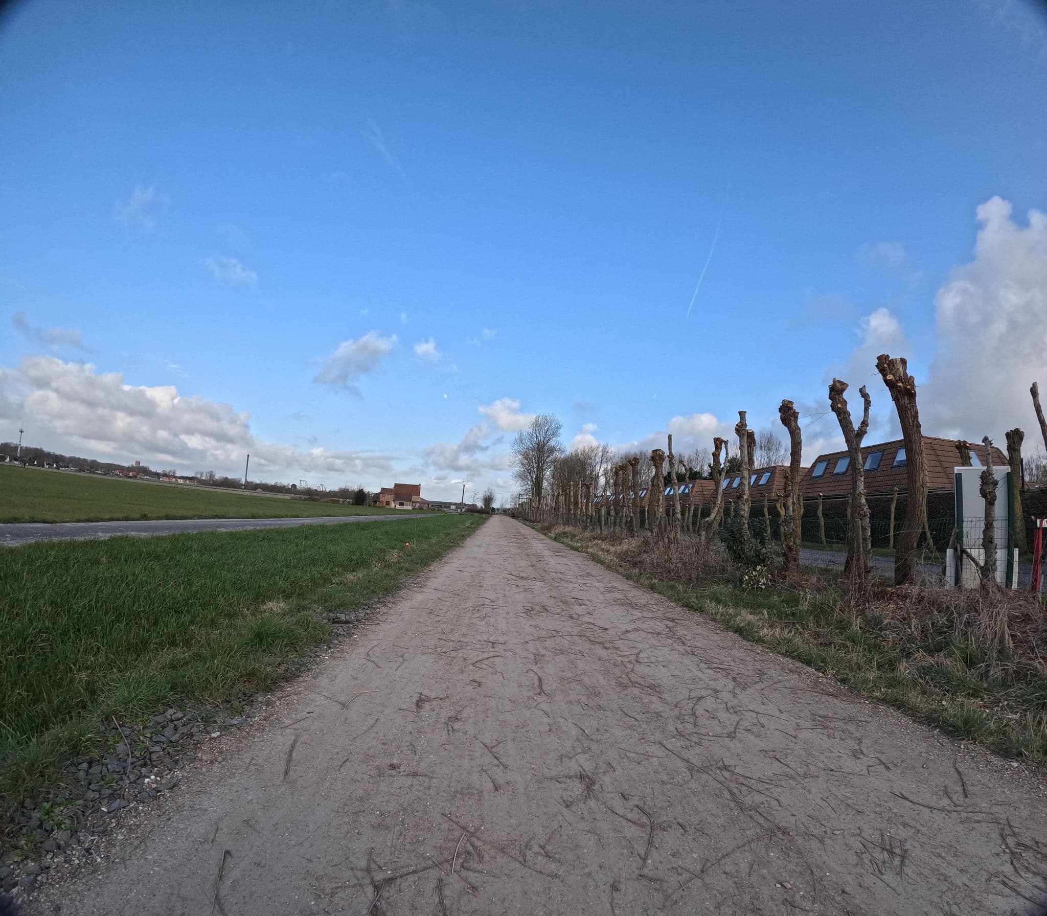 Street view near Camping Kindervreugde, Adinkerke — © filipc (CC BY-SA · Mapillary)