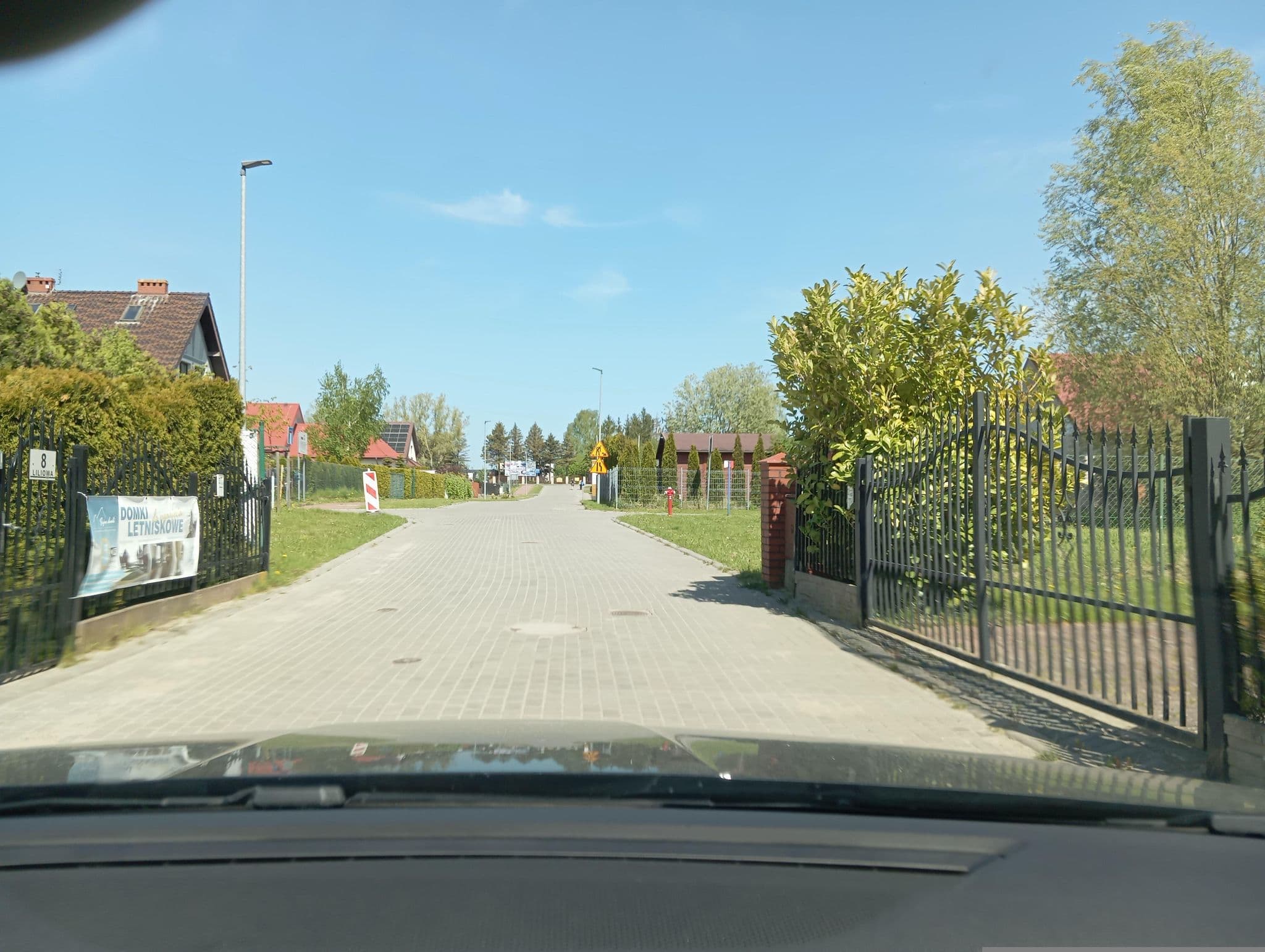 Street view near Family, Ustronie Morskie