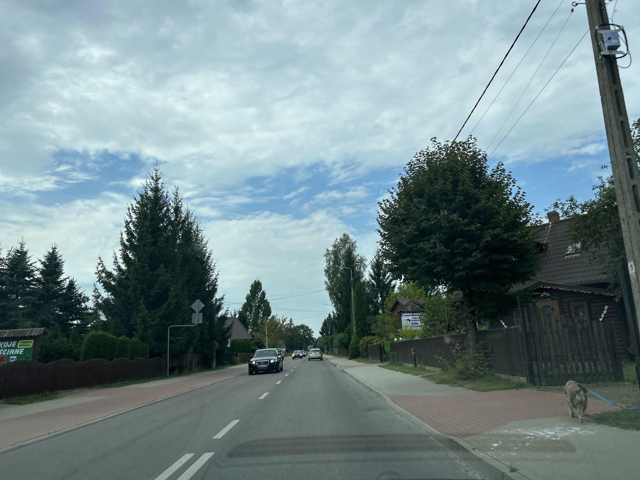 Street view near Gospodarstwo agroturystyczne ”DOM POD BOCIANEM", Białowieża — © strudel (CC BY-SA · Mapillary)