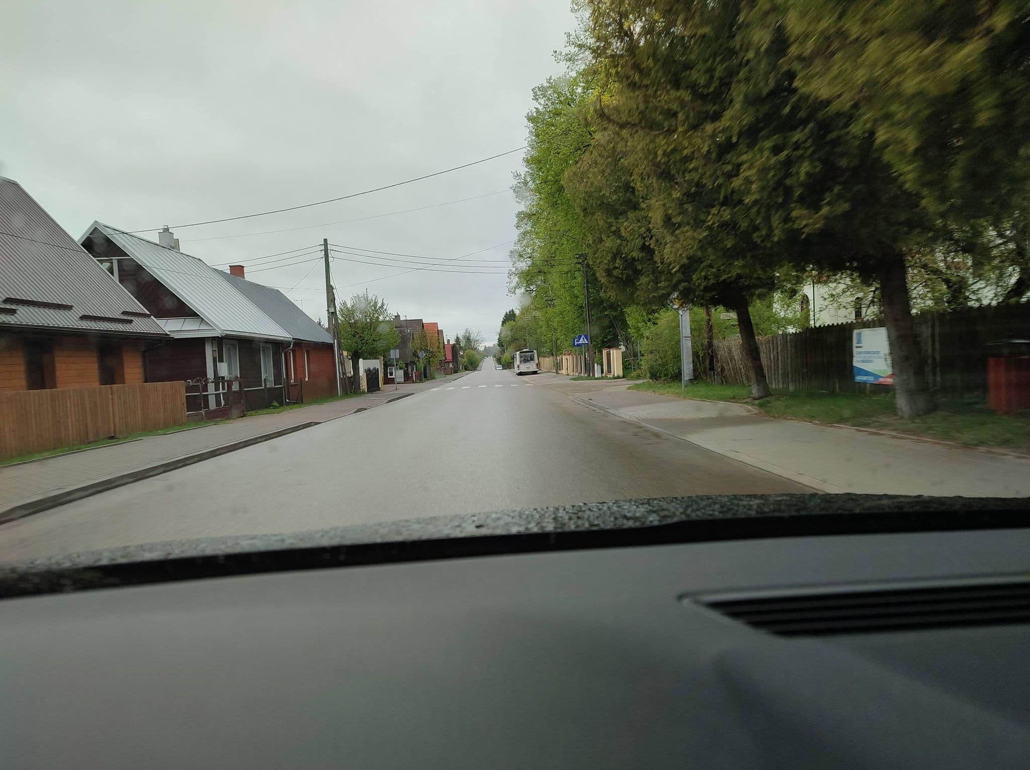 Street view near Gospodarstwo agroturystyczne ”Pod Pszczółką”, Białowieża — © d3mol3k (CC BY-SA · Mapillary)