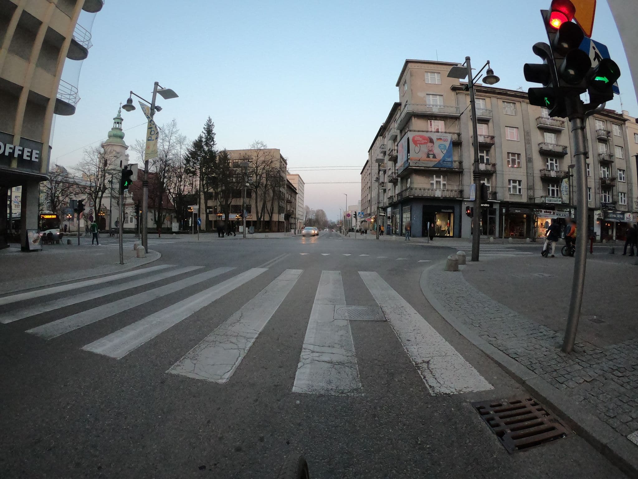 Street view near Pokoje Rest, Gdynia — © masterofnoroad (CC BY-SA · Mapillary)