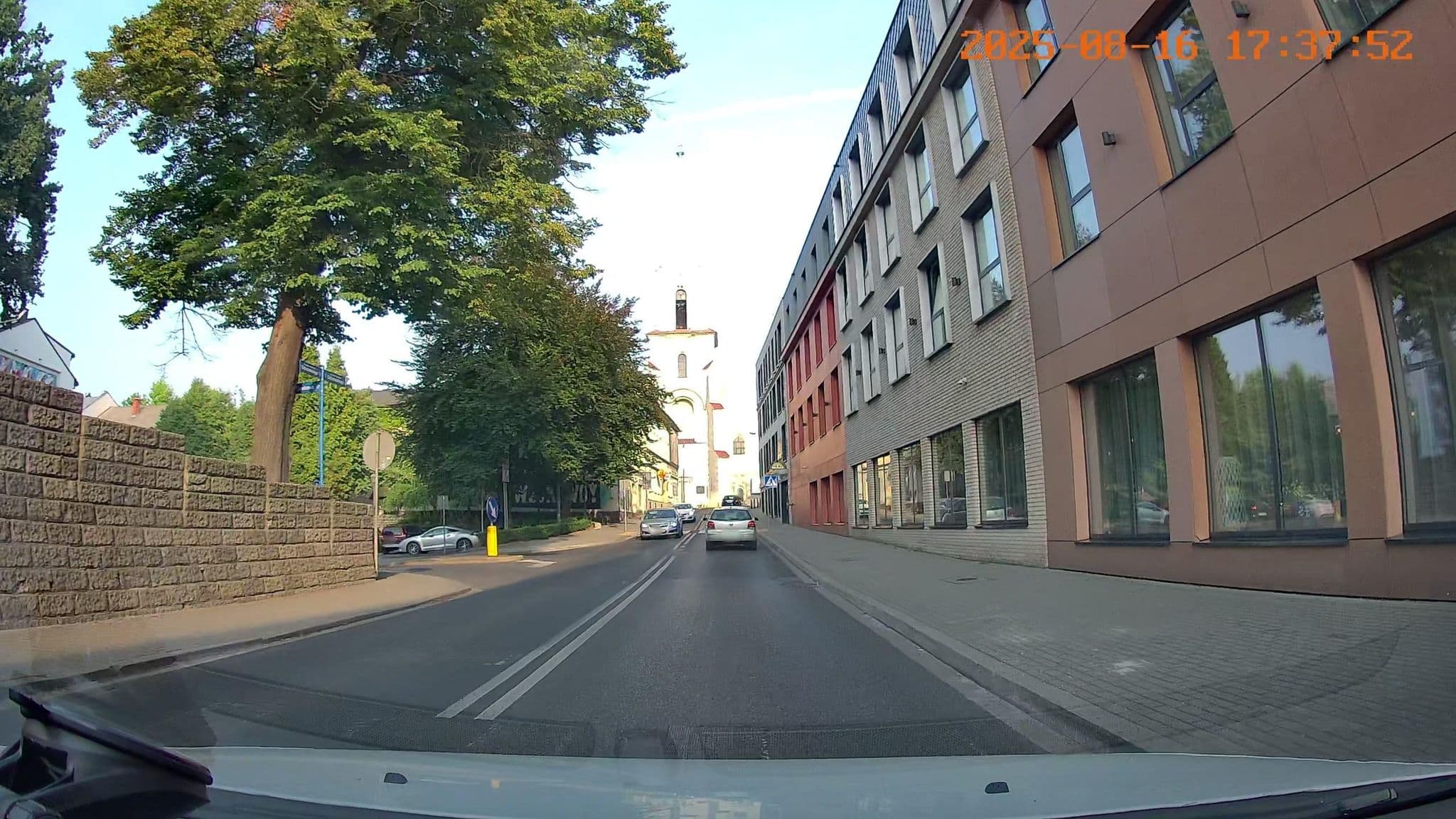 Street view near Hampton by Hilton Oświęcim, Oświęcim — © jswk (CC BY-SA · Mapillary)
