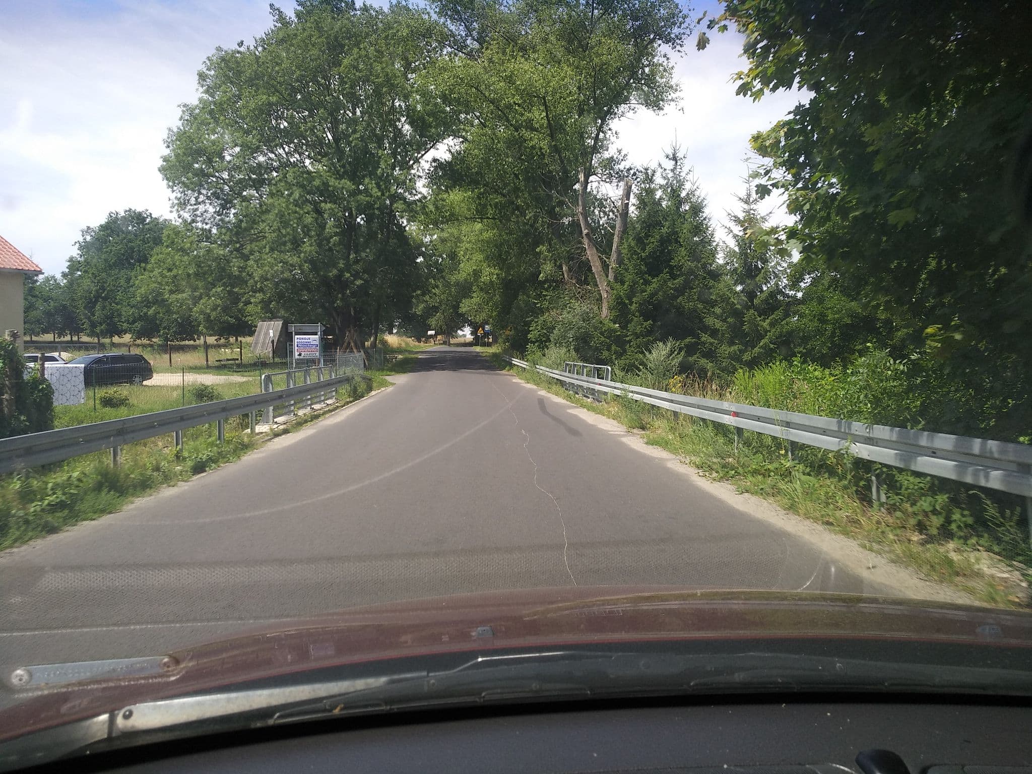Street view near Agroturystyka "Gościniec u Buckich", Leśna — © dasza (CC BY-SA · Mapillary)