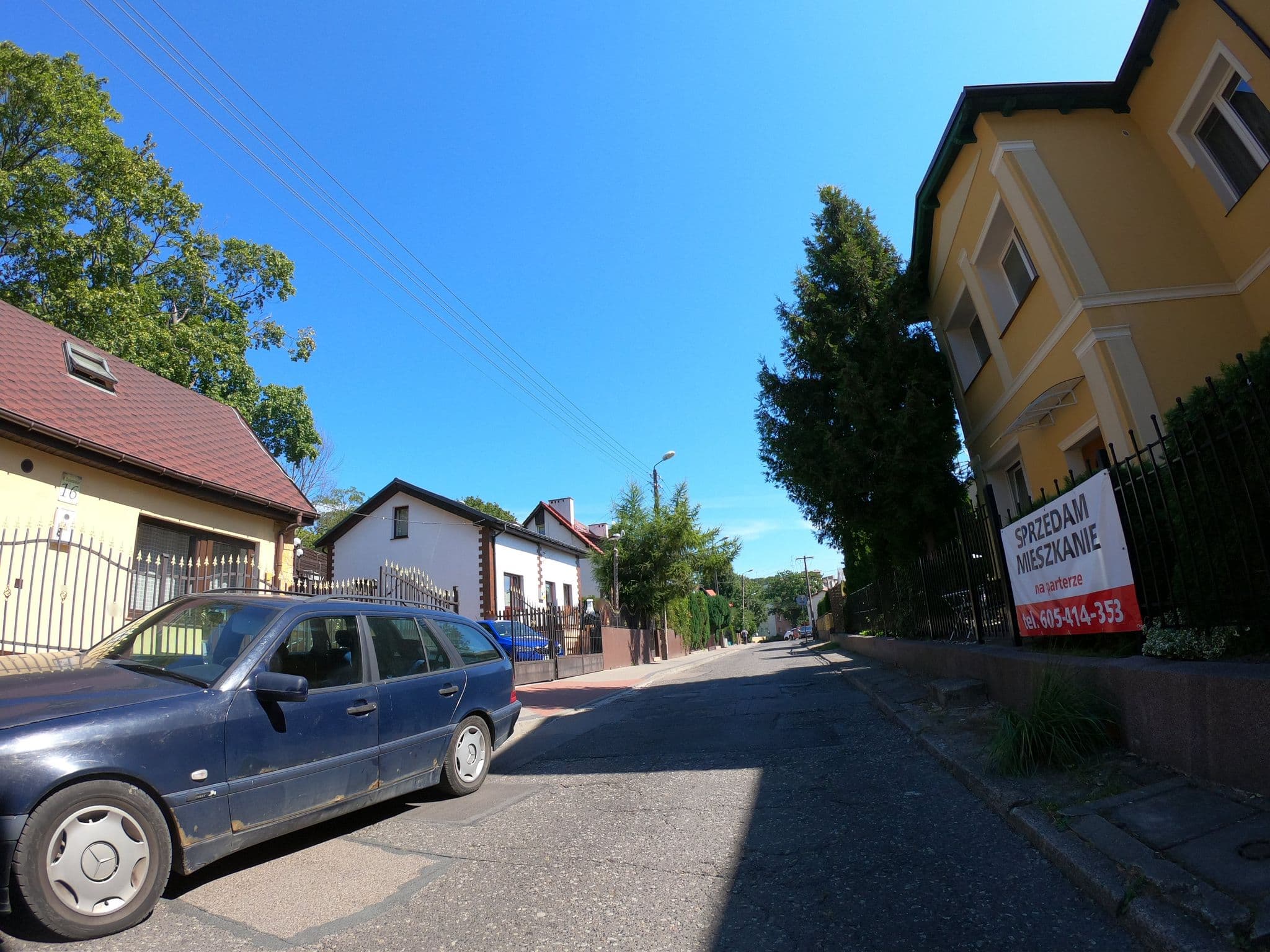 Street view near Pod Winnym Gronem, Międzyzdroje — © masterofnoroad (CC BY-SA · Mapillary)